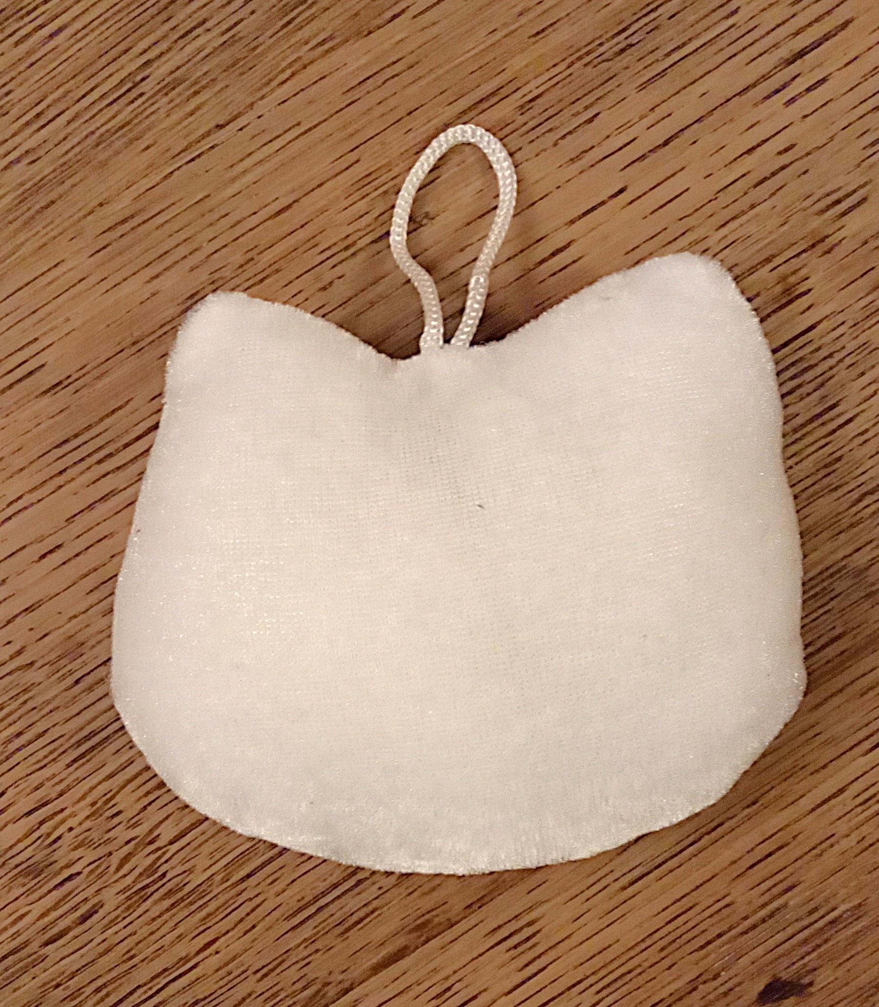 troc de troc petite peluche hello kitty. image 1