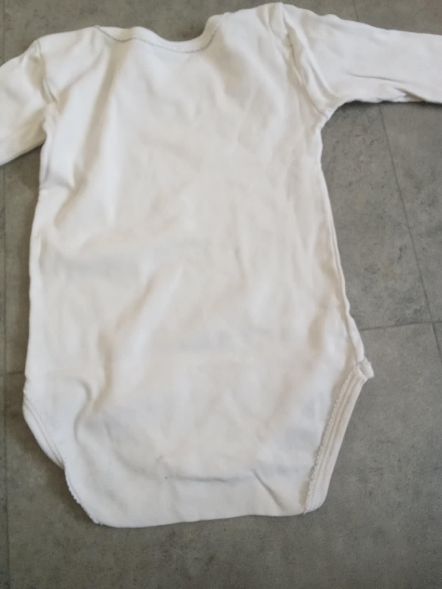 troc de troc body blanc taille 12 mois (bébé calin ) image 1