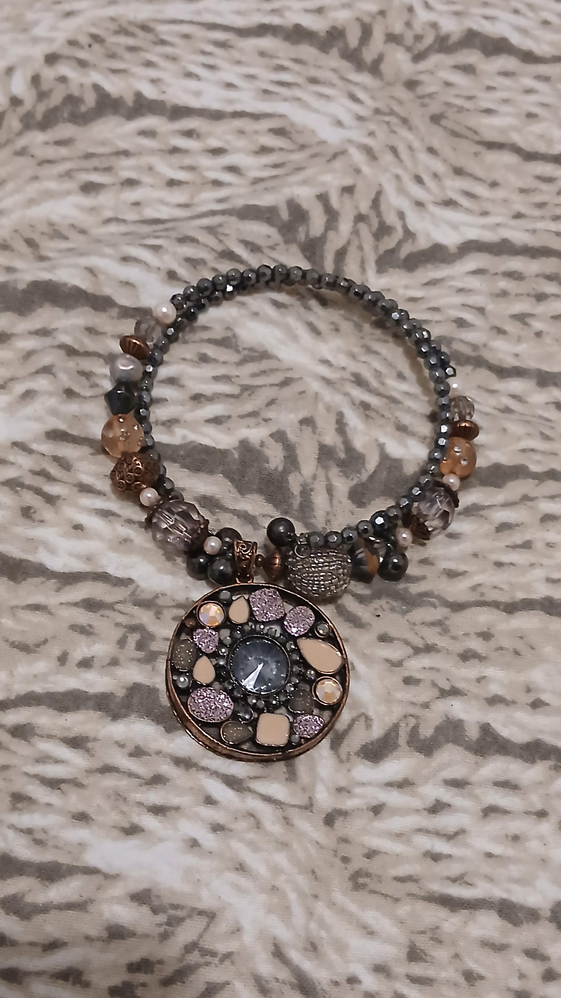 troc de troc collier femme image 0