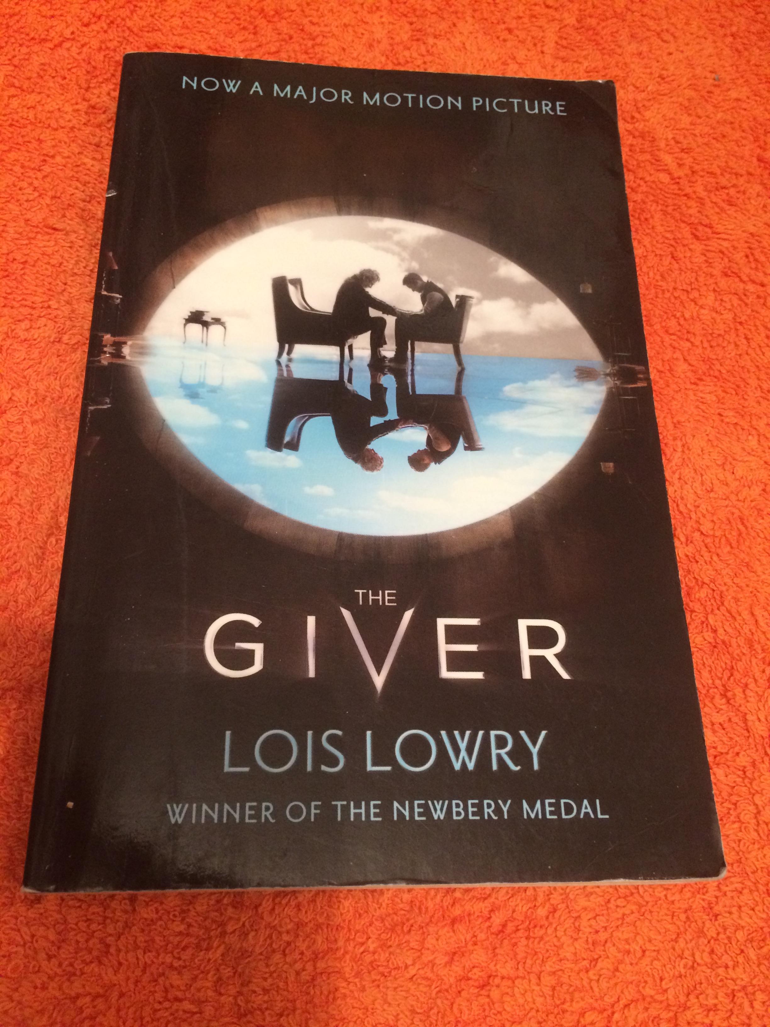 troc de troc livre en anglais the giver de lois lowry image 0