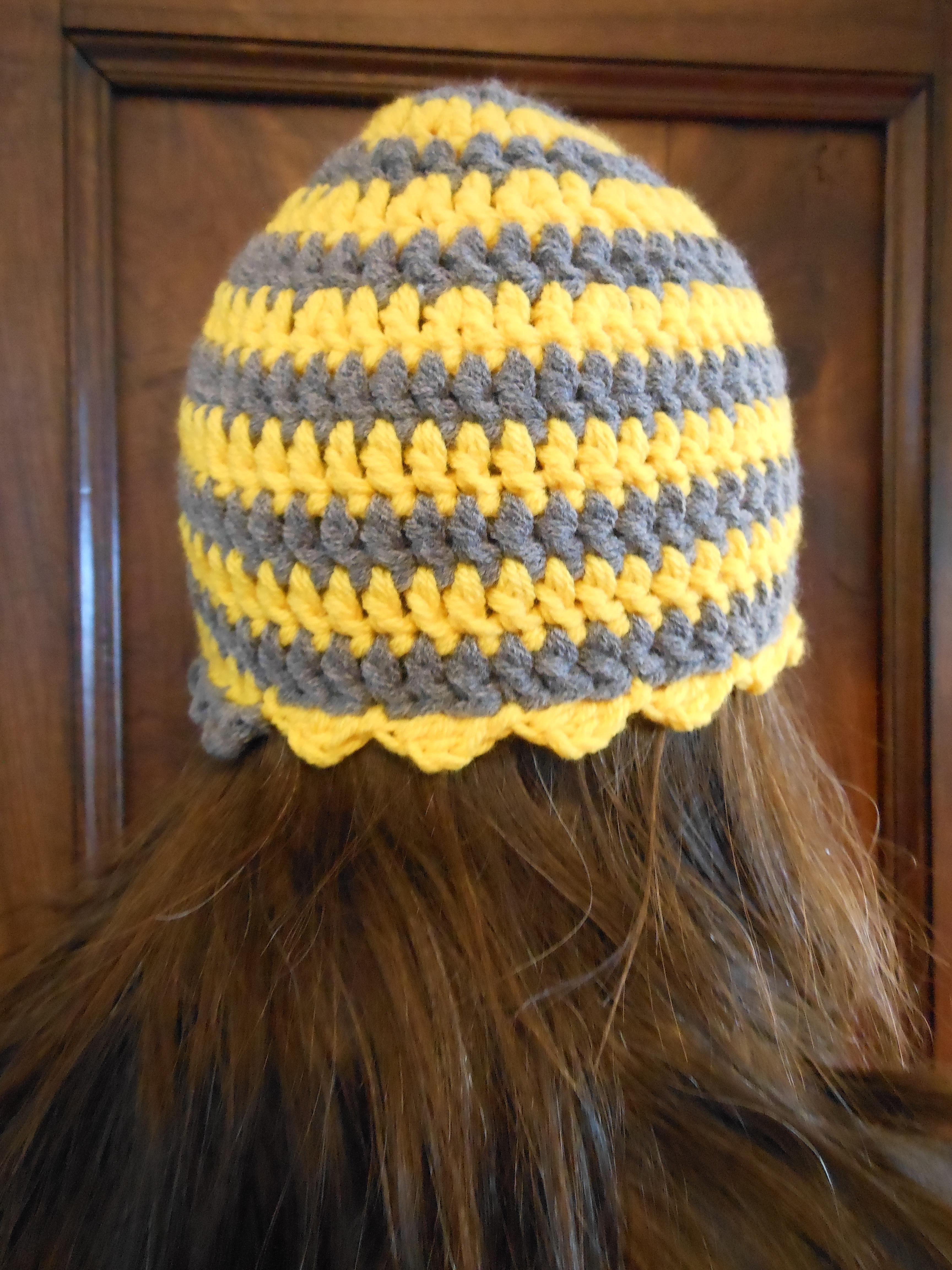 troc de troc bonnet spiralé jaune-gris image 1