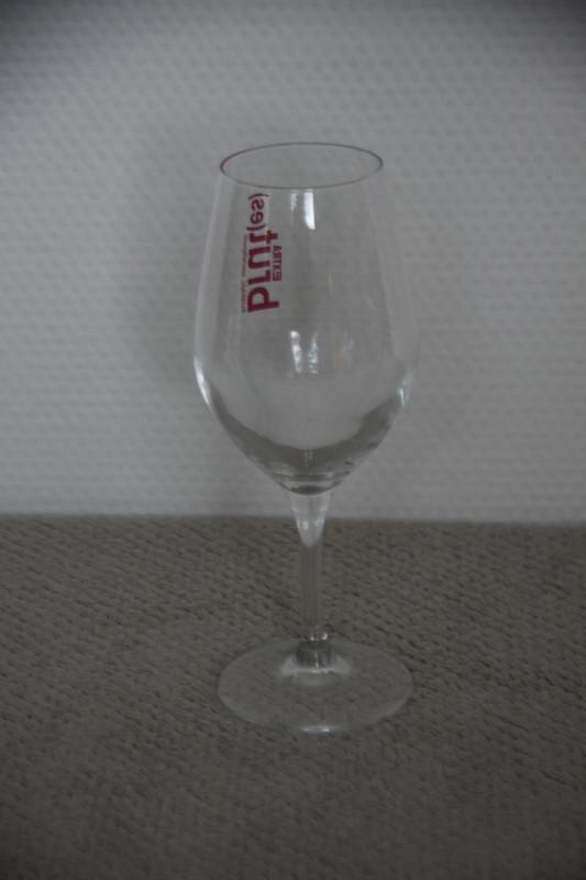 troc de troc verre à vin du festival extra brut 2024 image 1