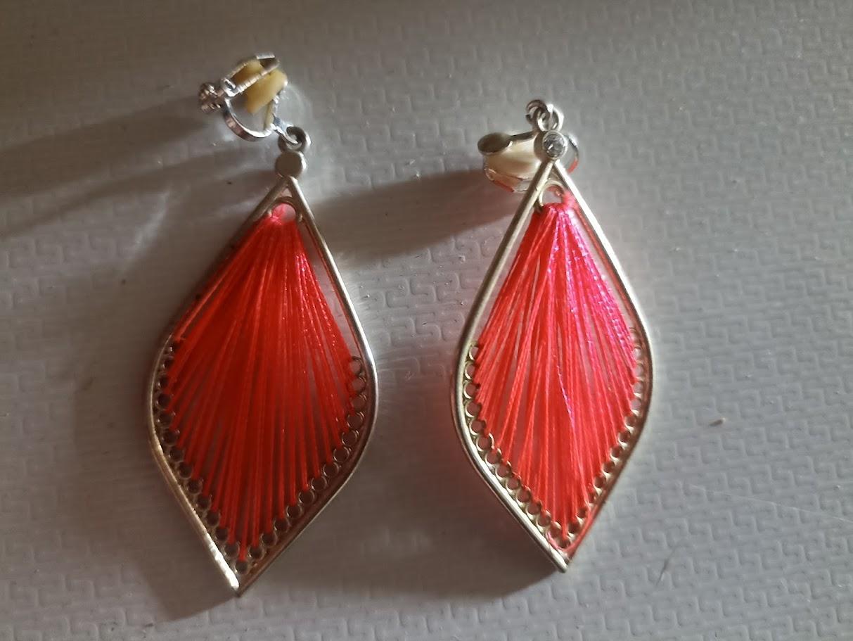 troc de troc boucle d'oreilles enfant image 0