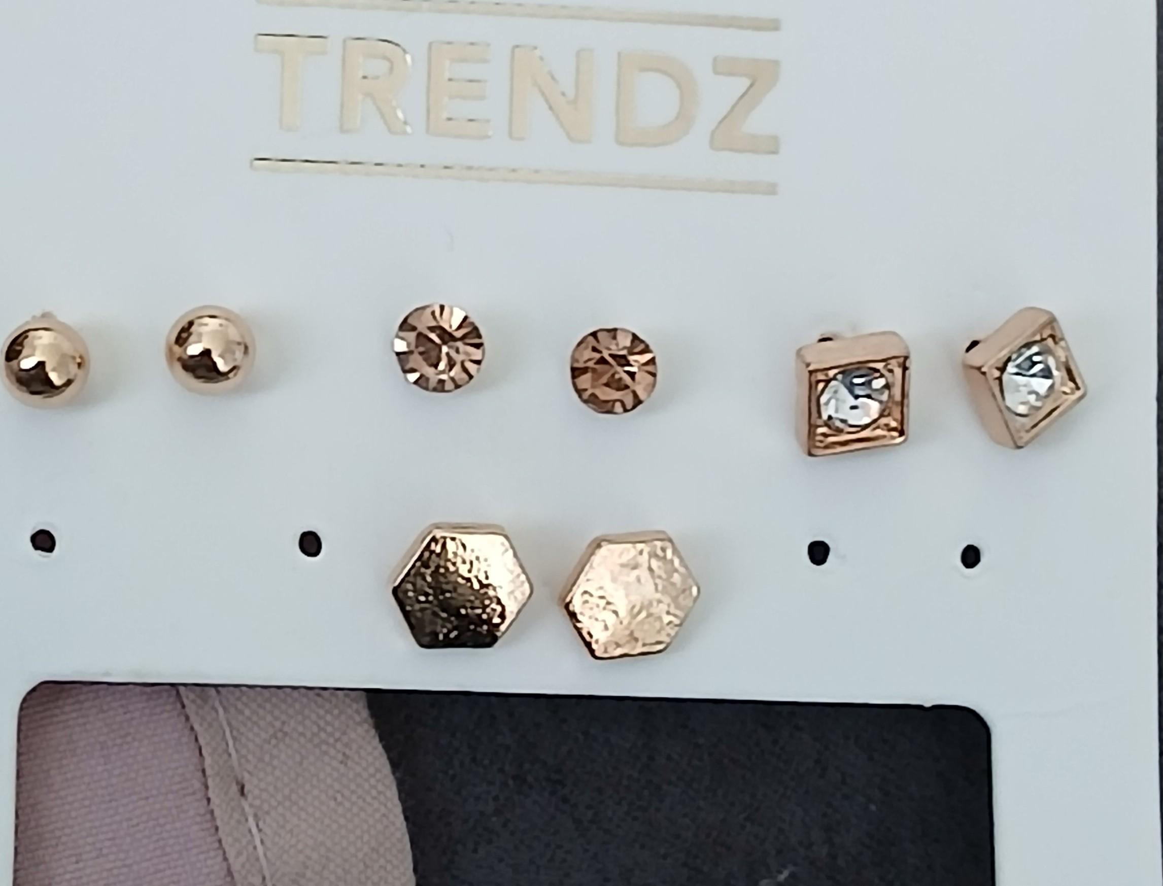 troc de troc reserver troqueuse lots de boucles d oreilles image 0