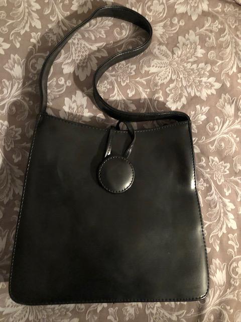 troc de troc réservé) sac à main noir hauteur 27cm image 0