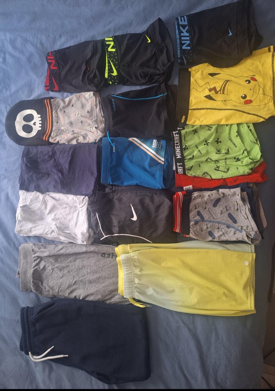 troc de troc vêtements sport & vêtements ado (nike, decathlon, primark ...) image 0