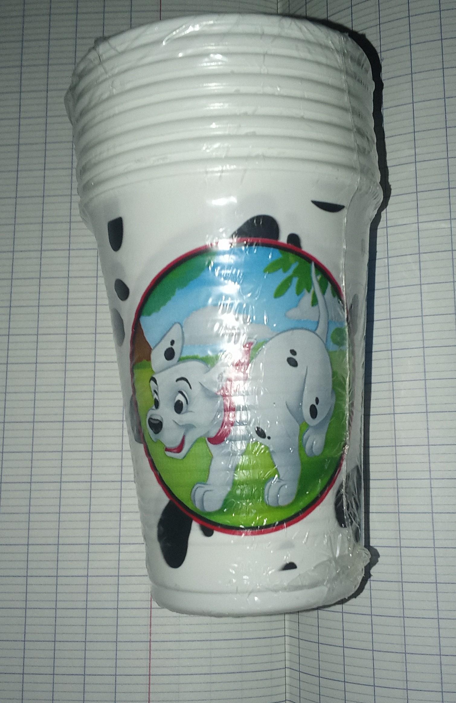 troc de troc lot 8 gobelets plastiques 101 dalmatiens neuf image 0