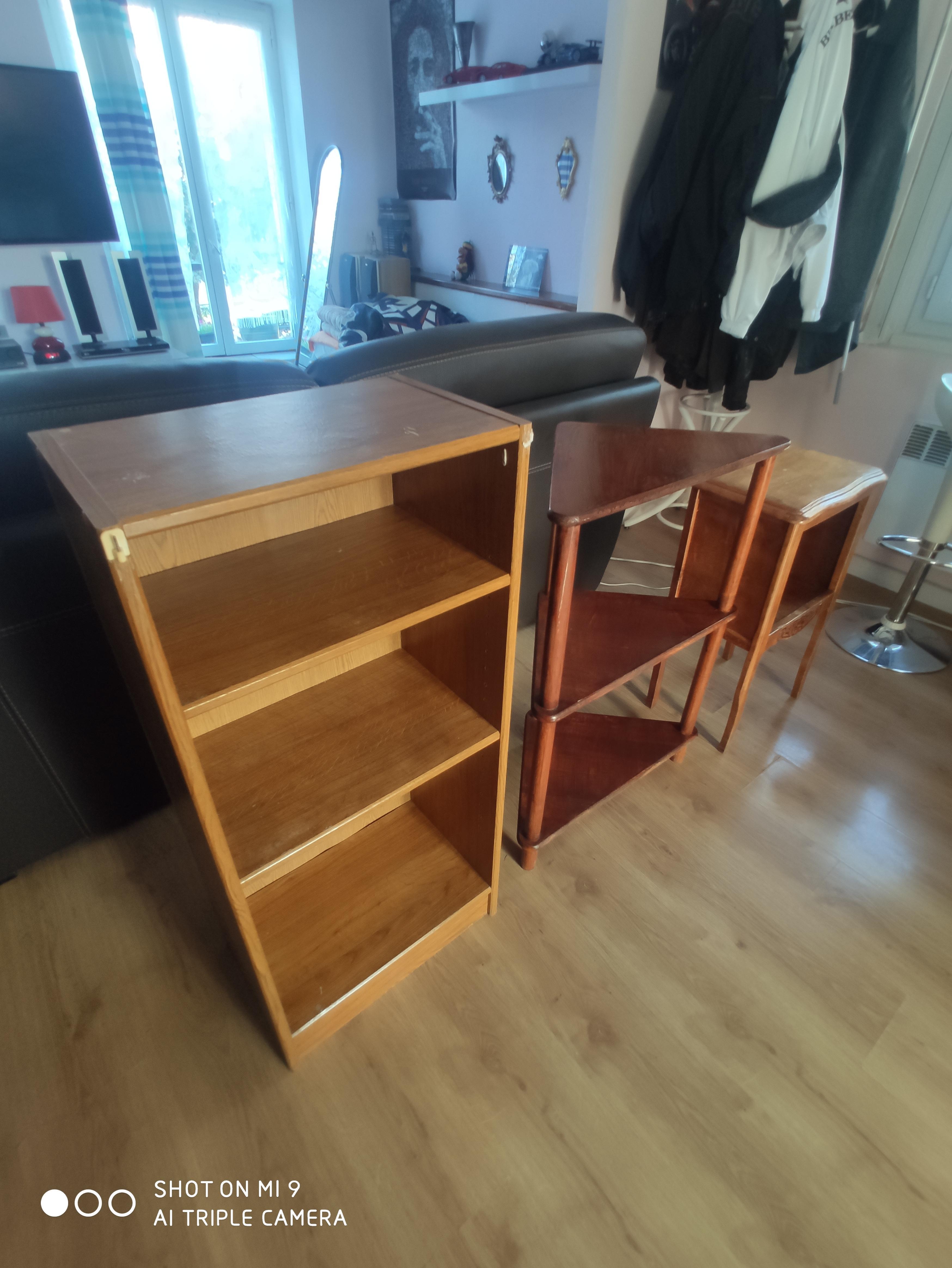 troc de troc lot de 2 petite console dont 1 de coin + 1 table de chevet. réserver. image 2