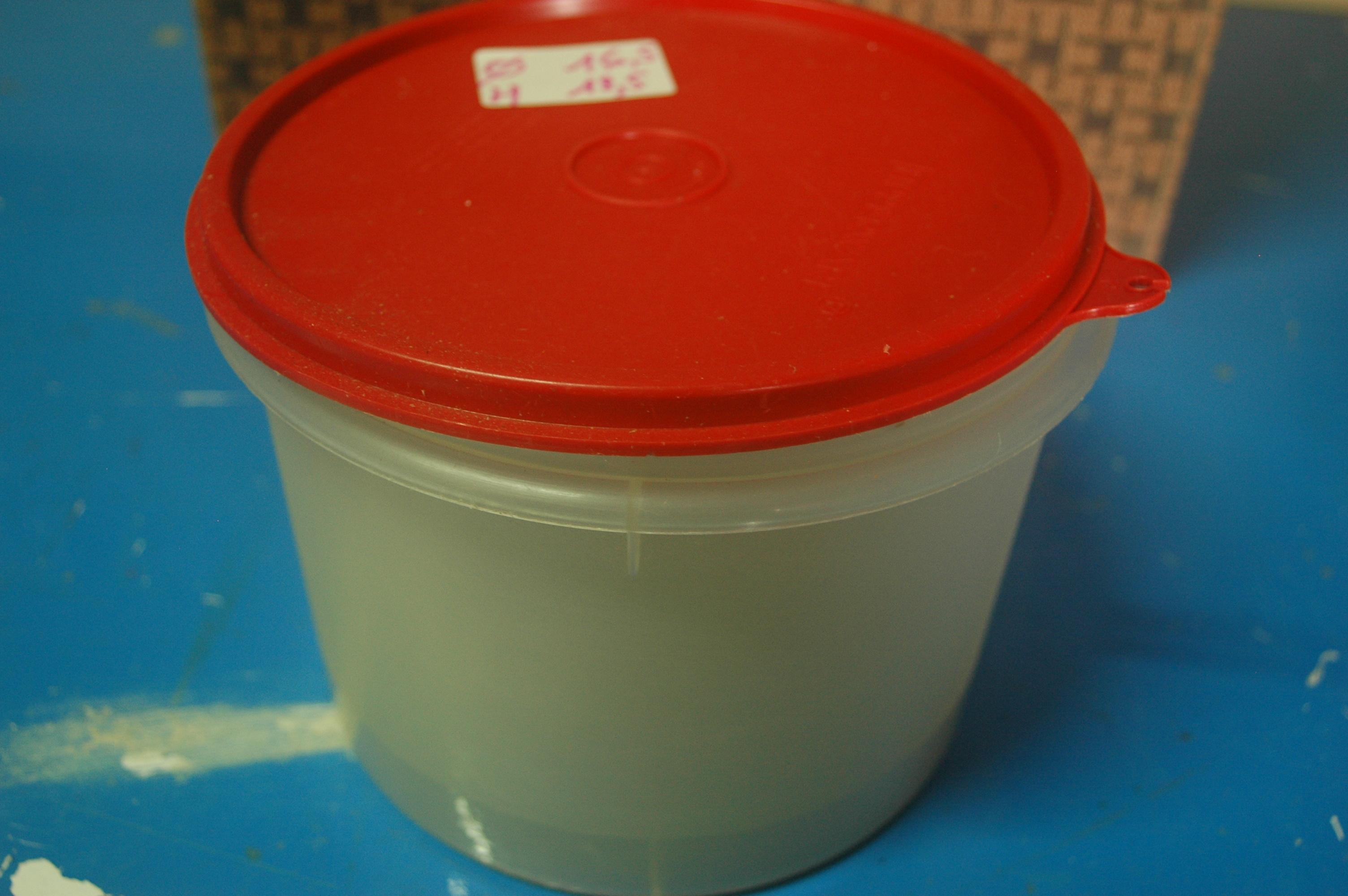 troc de troc tupperware rond image 0