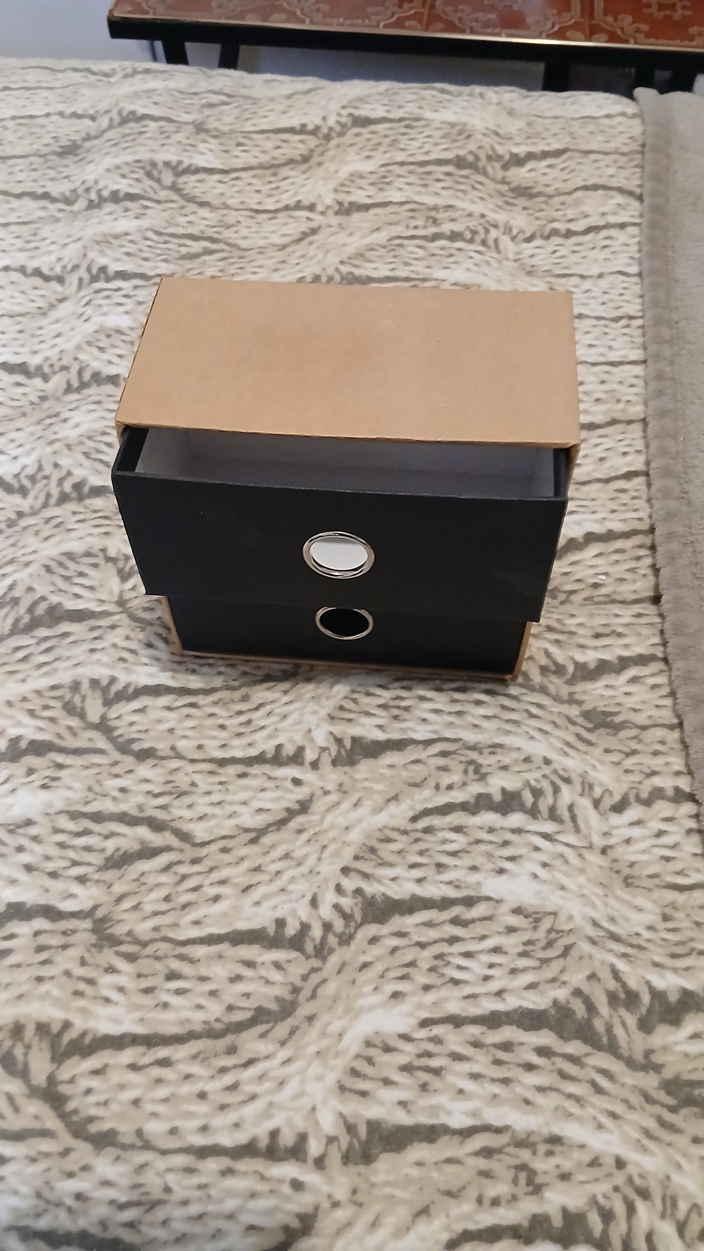 troc de troc reserver celvi. un coffret de un tiroir image 1