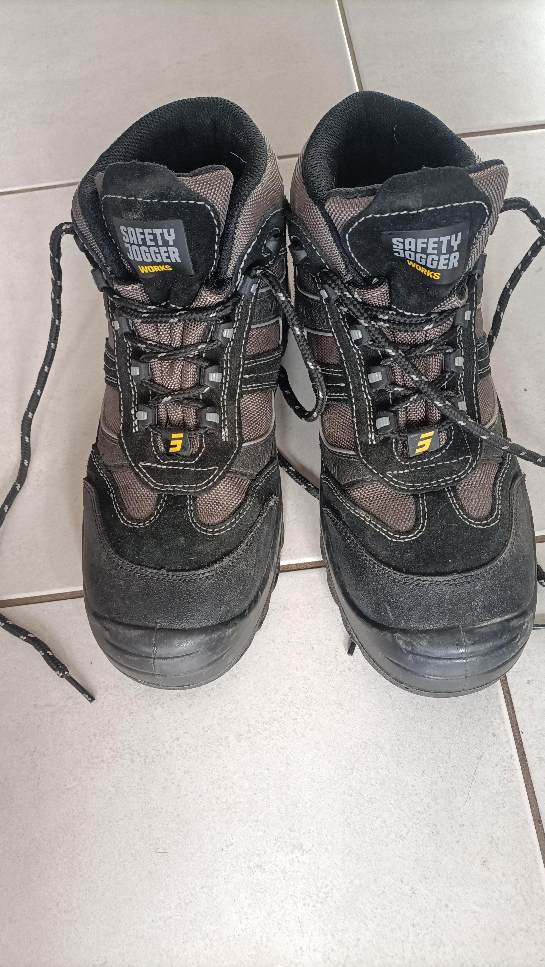 troc de troc chaussure de securite image 1