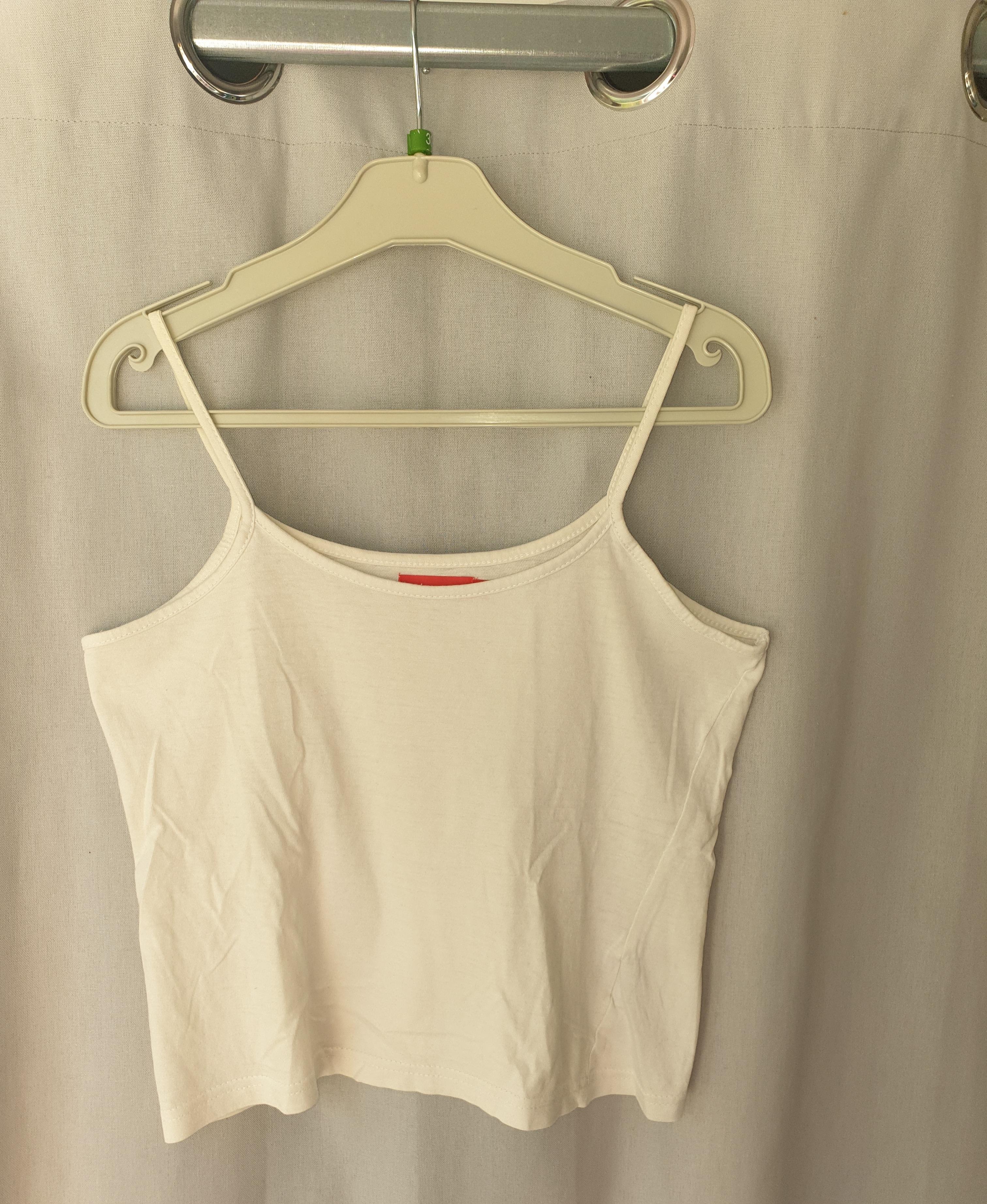 troc de troc débardeur blanc t 12 ans image 0