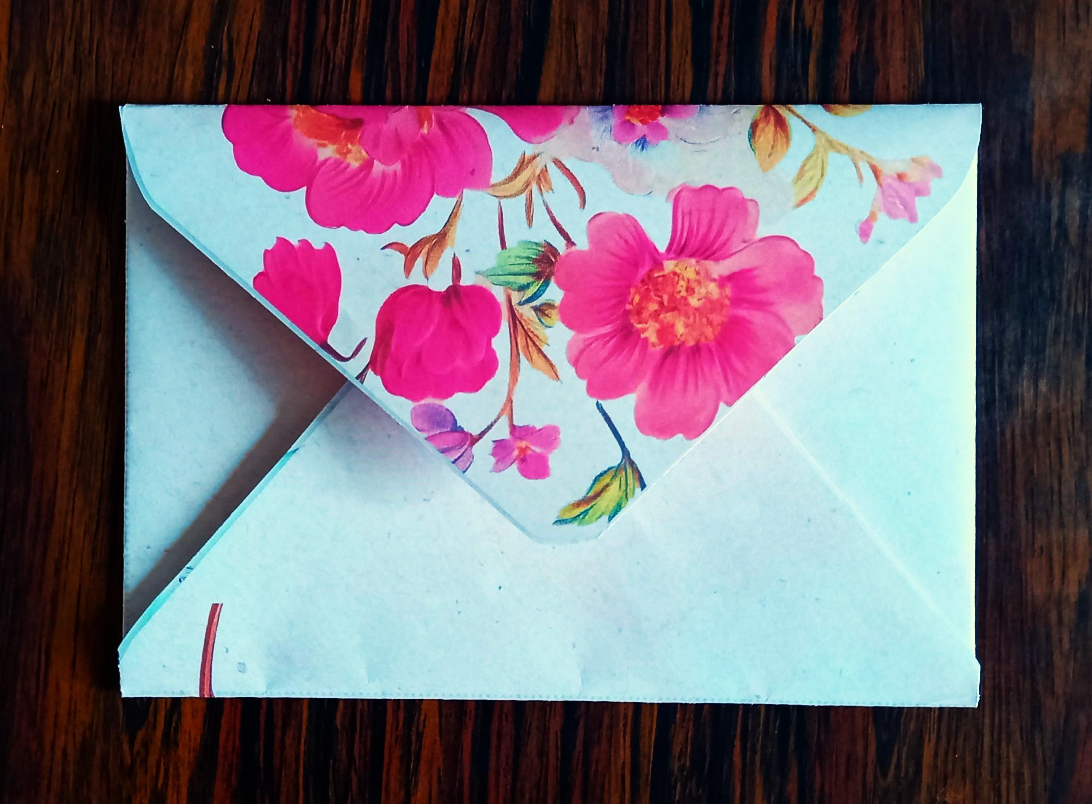 troc de troc enveloppe florale. image 1