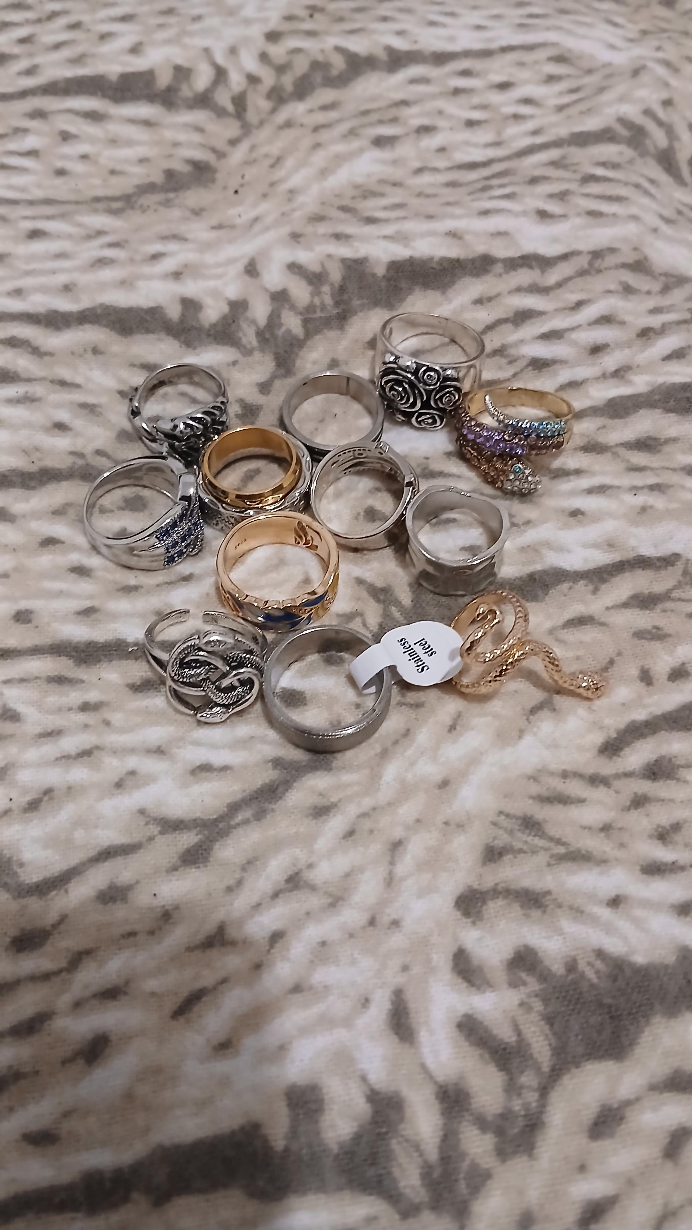 troc de troc reserver  fidjy  lots de jolies bagues image 1