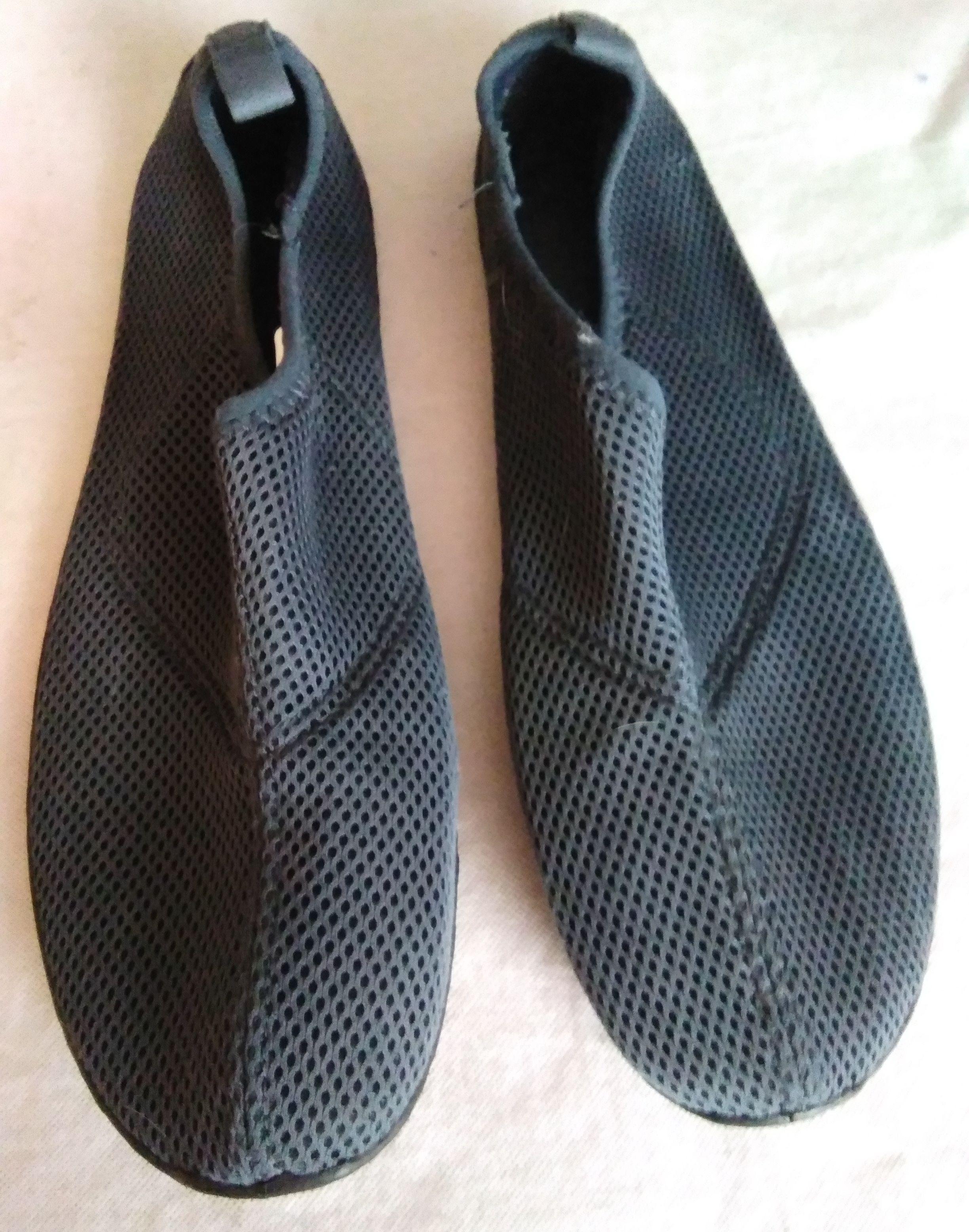 troc de troc chaussures d'eau, 44/45, bon état image 0
