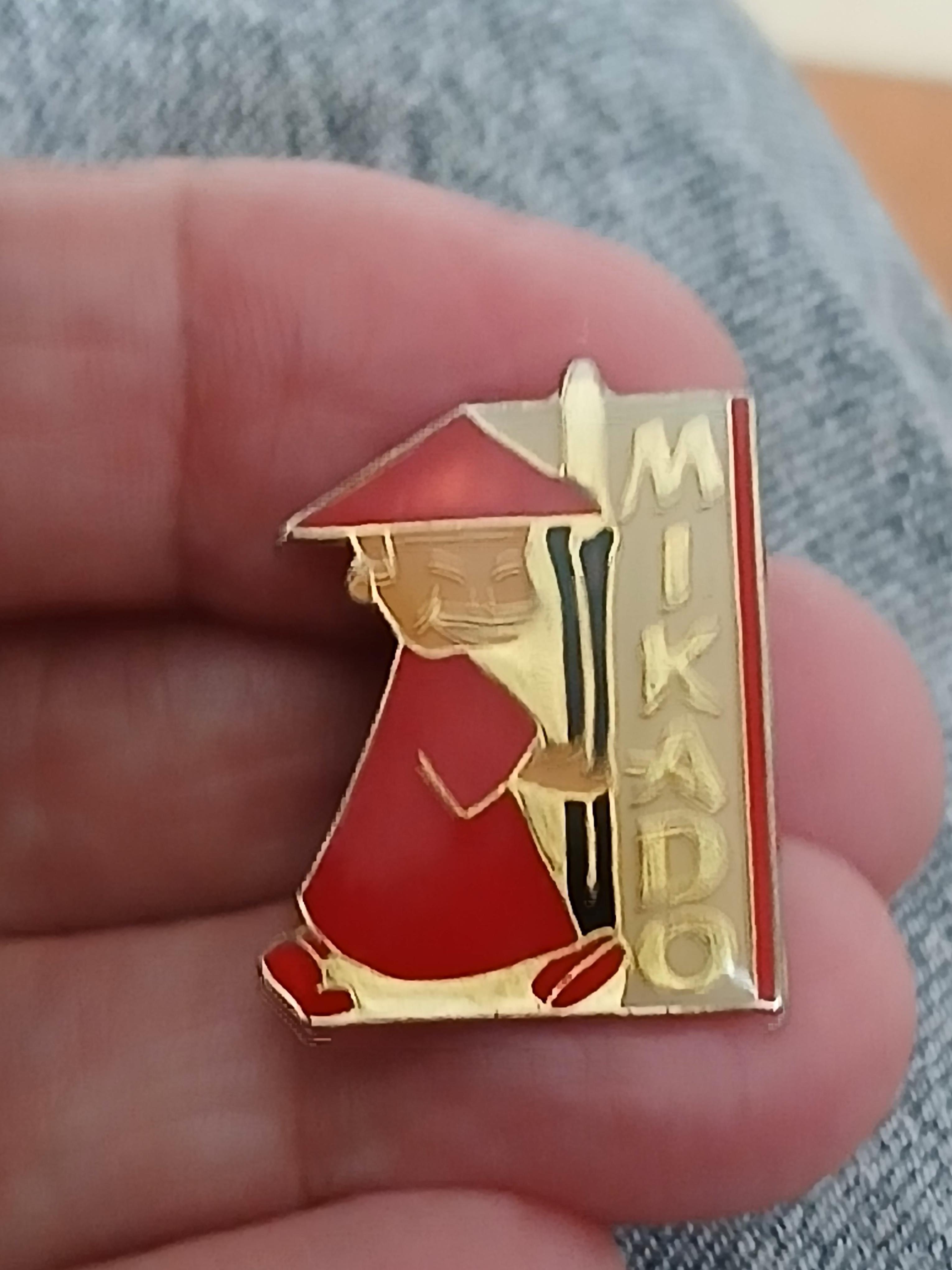 troc de troc un pins image 0