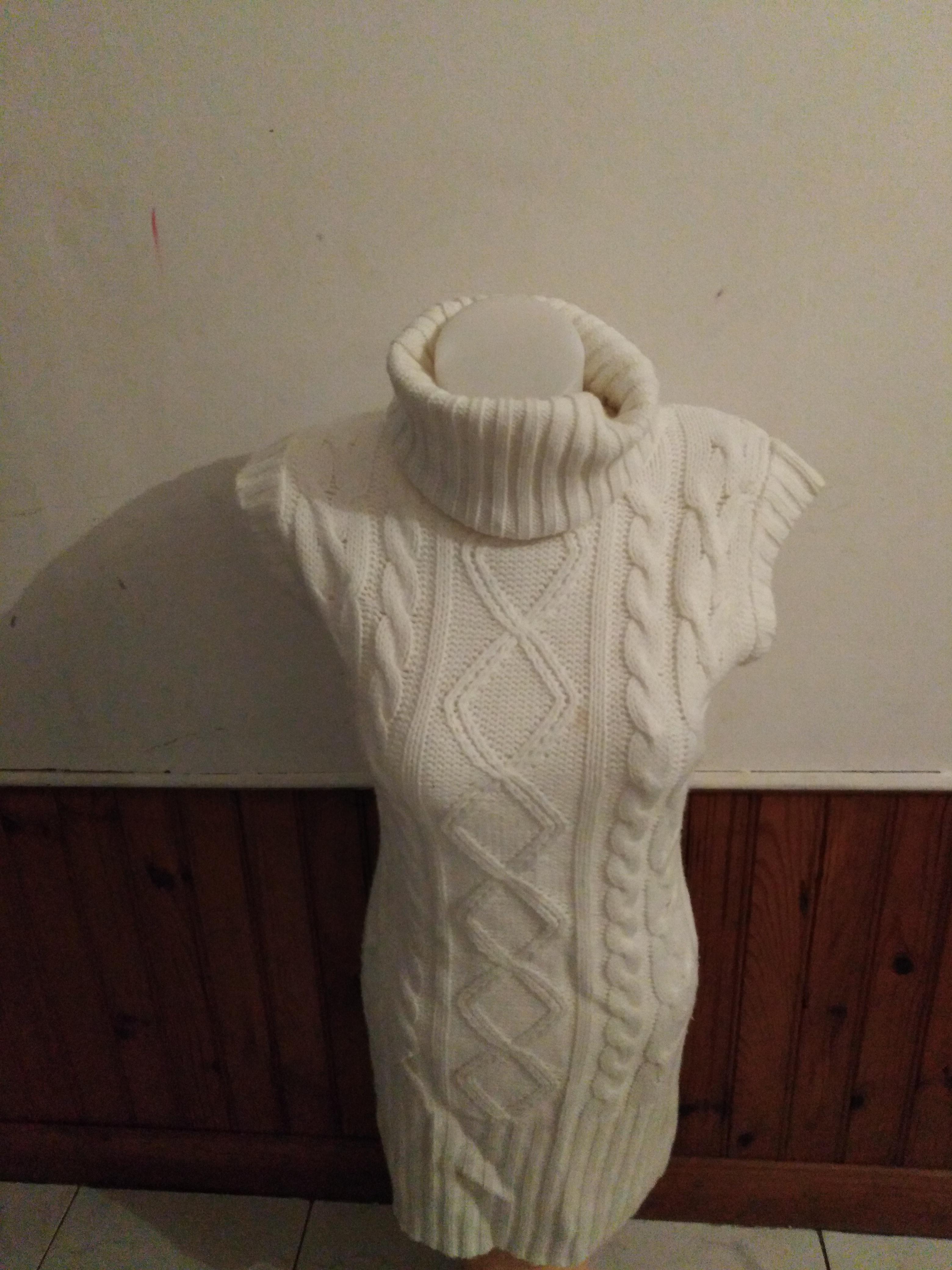 troc de troc robe laine col roulé sans manche taille 38 image 0