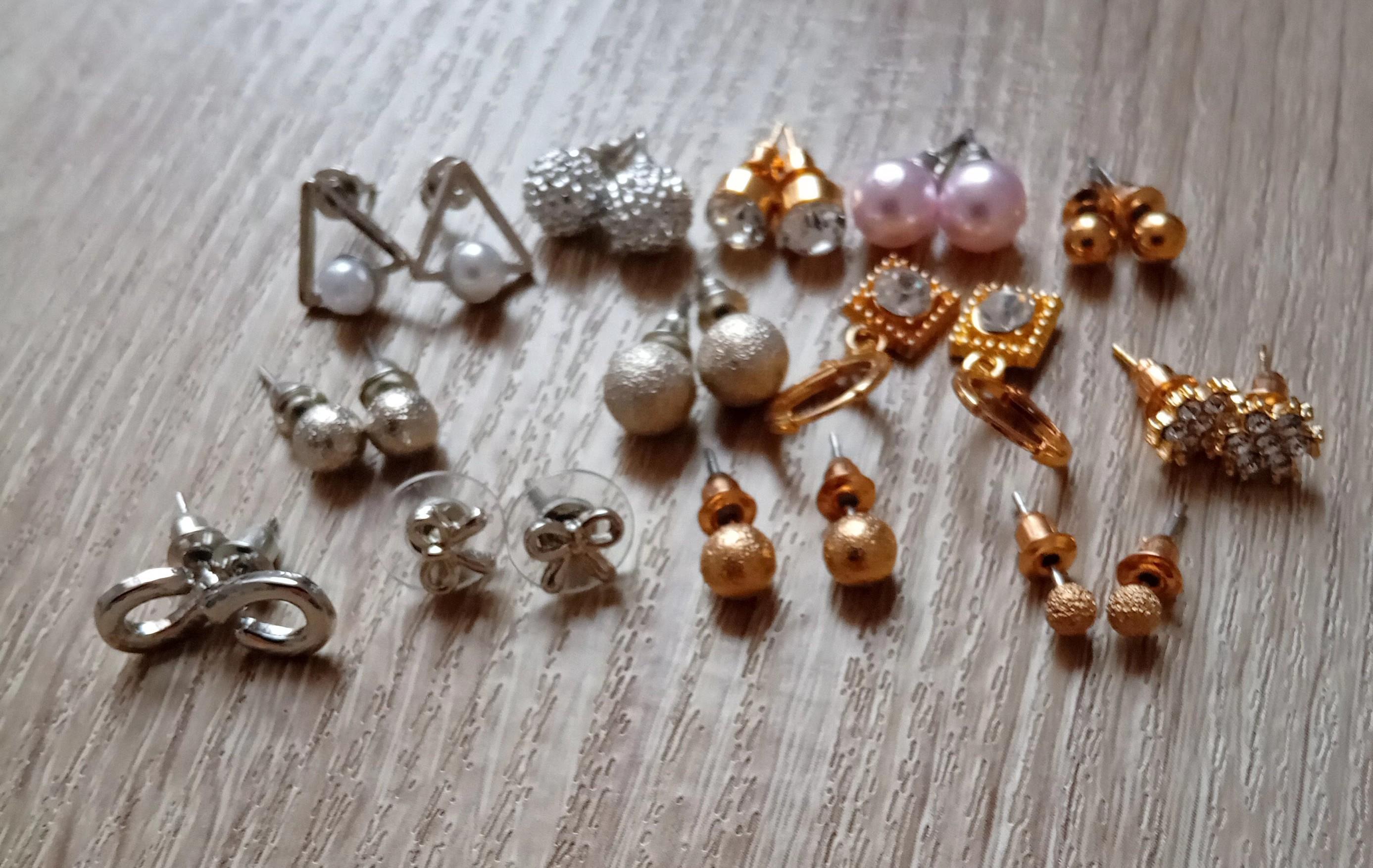 troc de troc reserver. lot de boucles d oreilles image 2