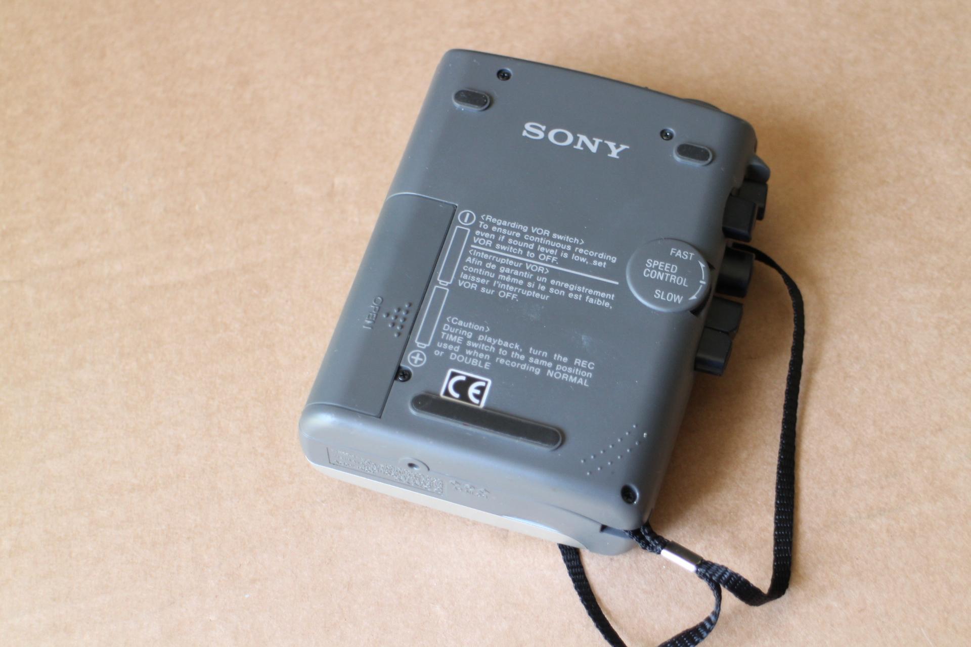 troc de troc magnétophone sony. vintage. image 2