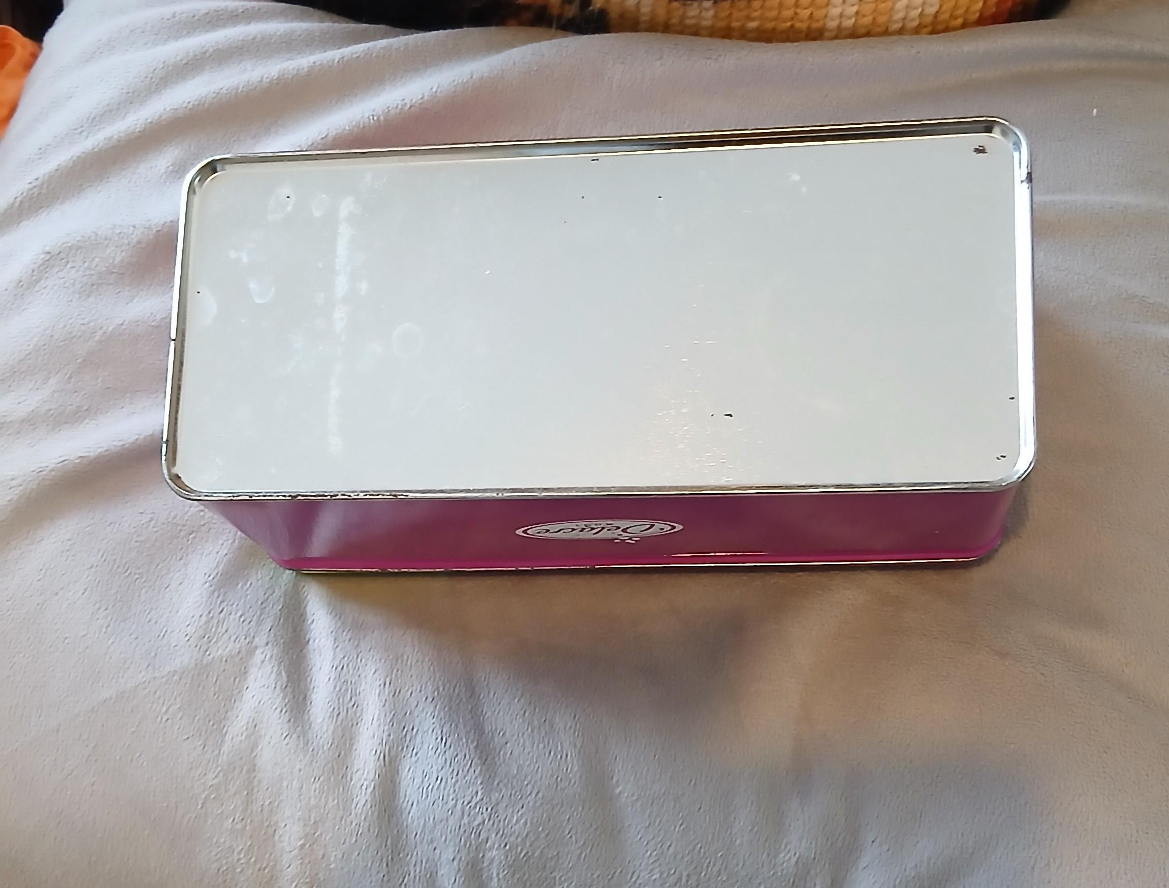 troc de troc une boîte en fer image 2