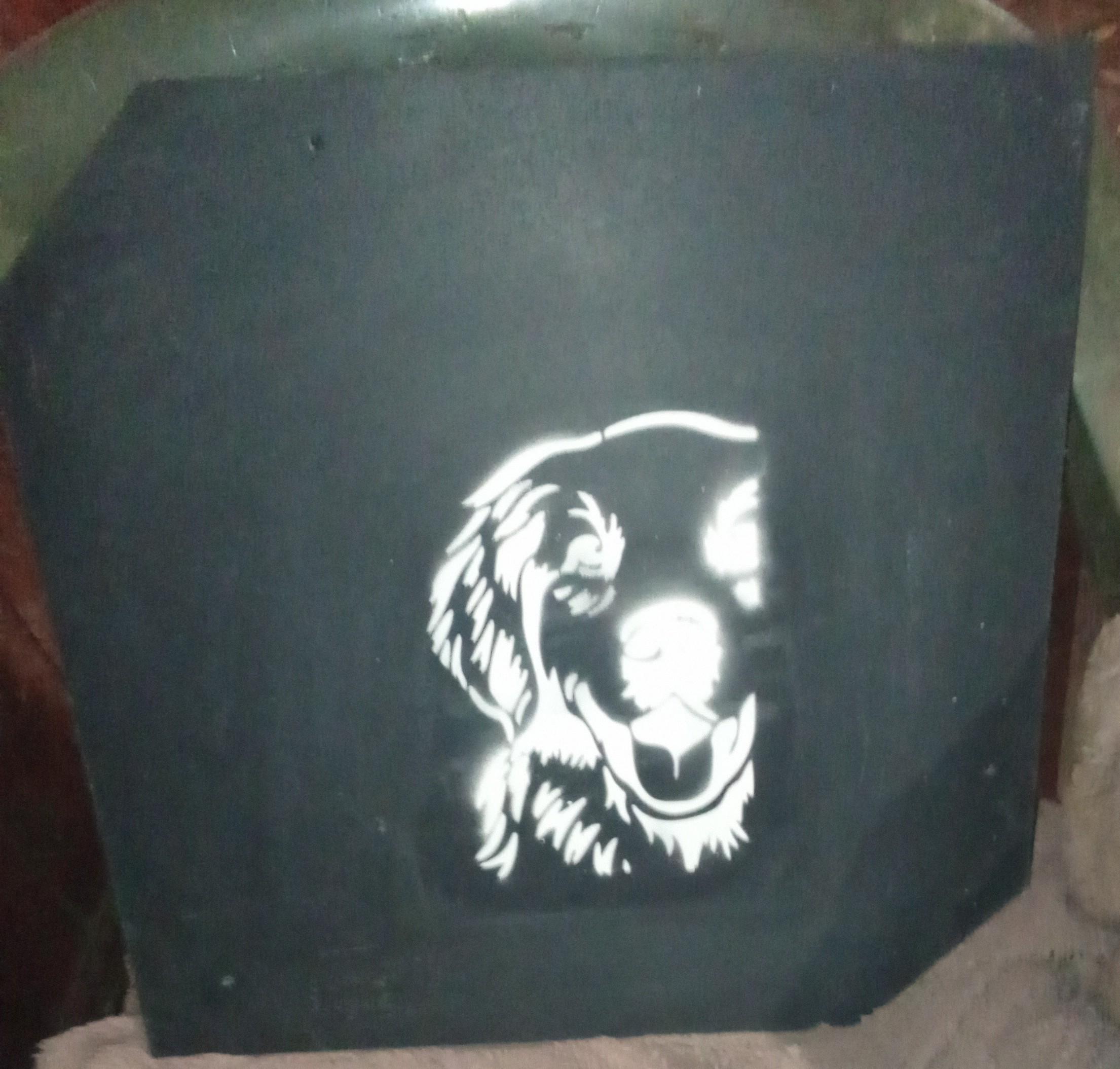 troc de troc déco chien sur ardoise fait main/ rajout de prénom possible image 0