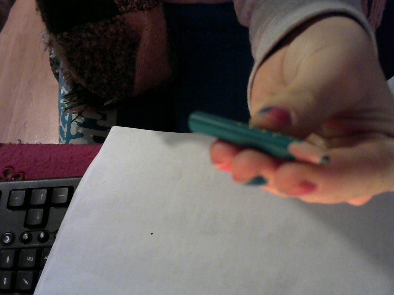 troc de troc mini crayon de couleur (vert). $ image 1