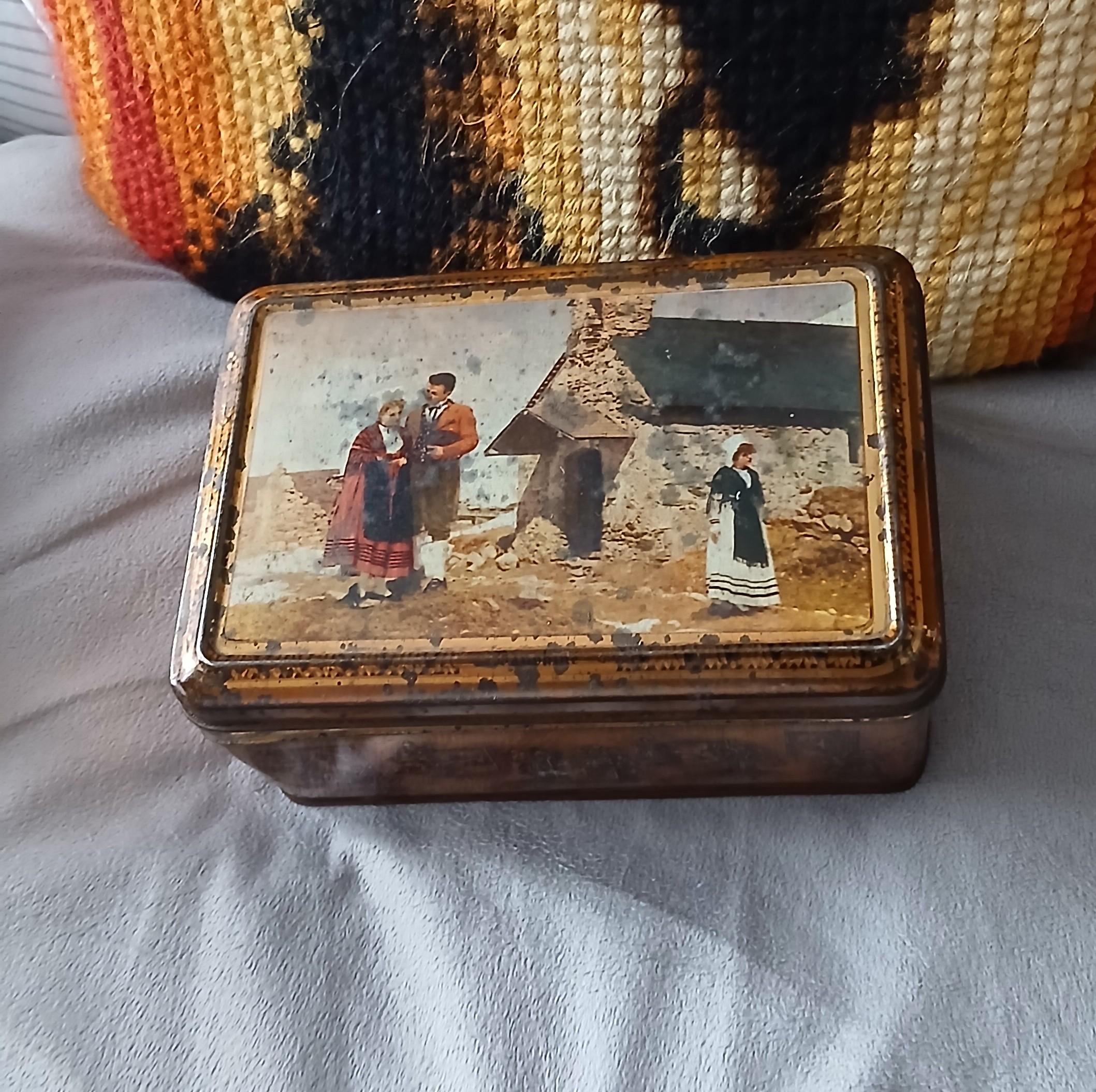 troc de troc boîte en fer image 0