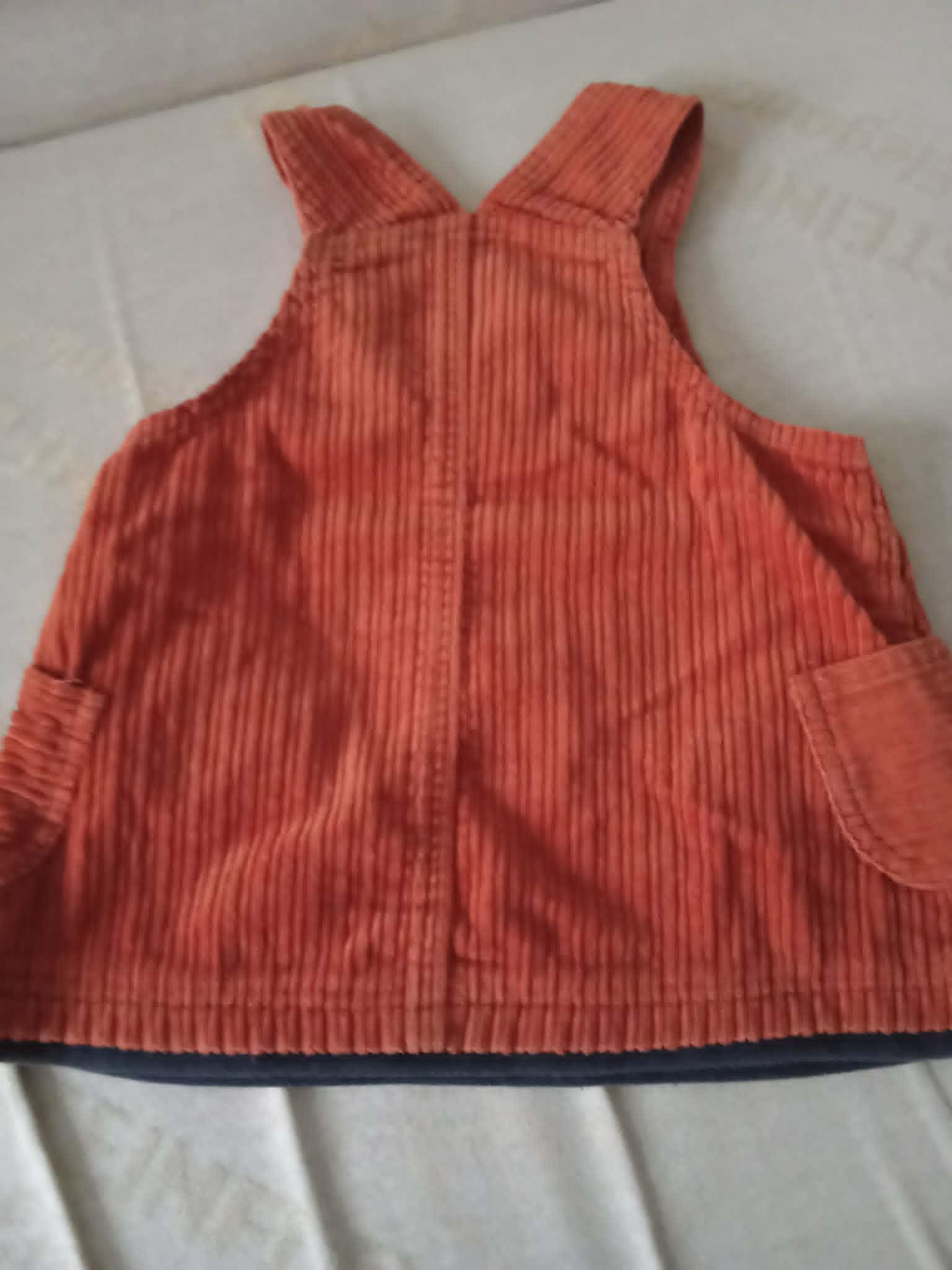 troc de troc robe orange velours 1 an image 2