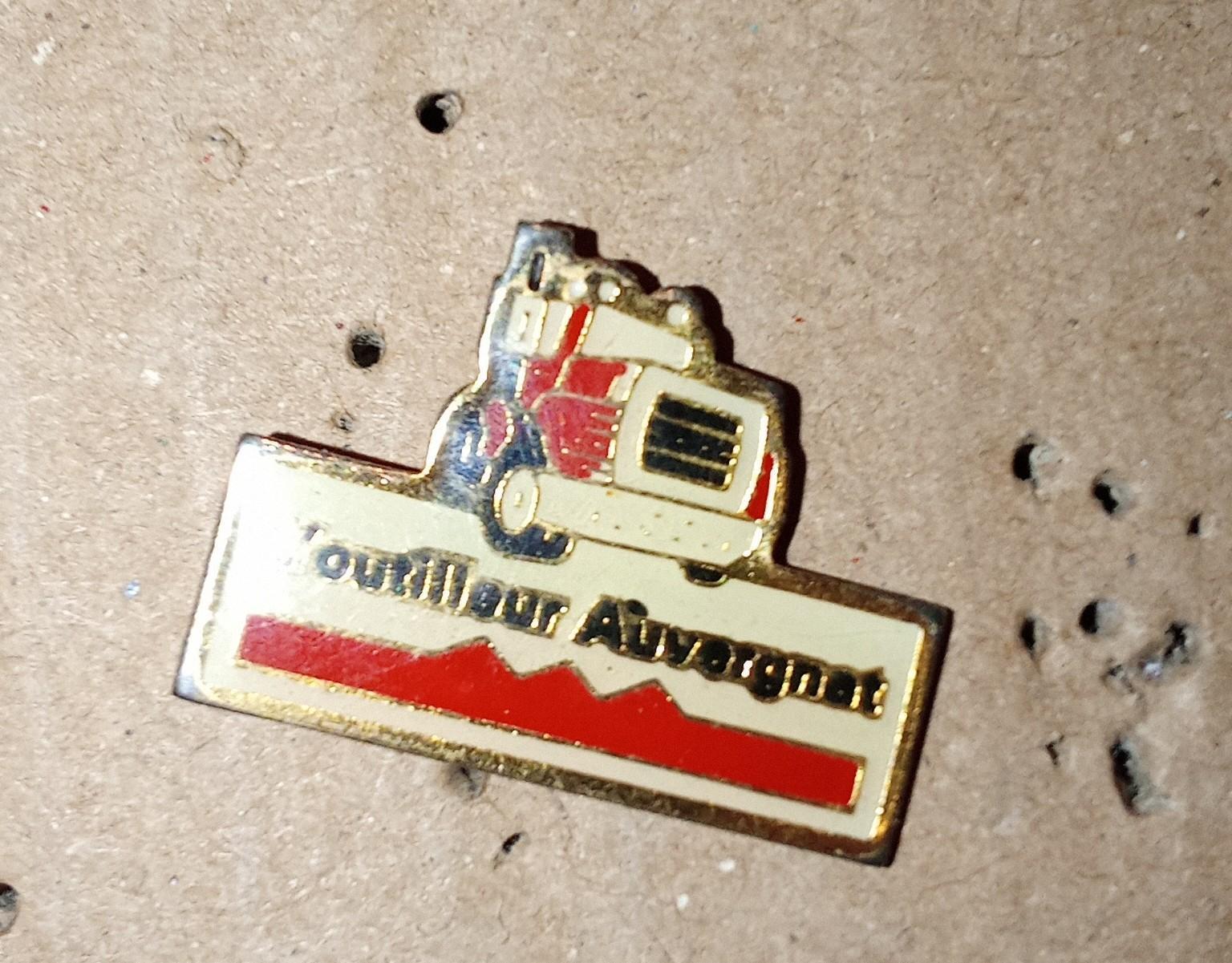 troc de troc pin's camion image 0