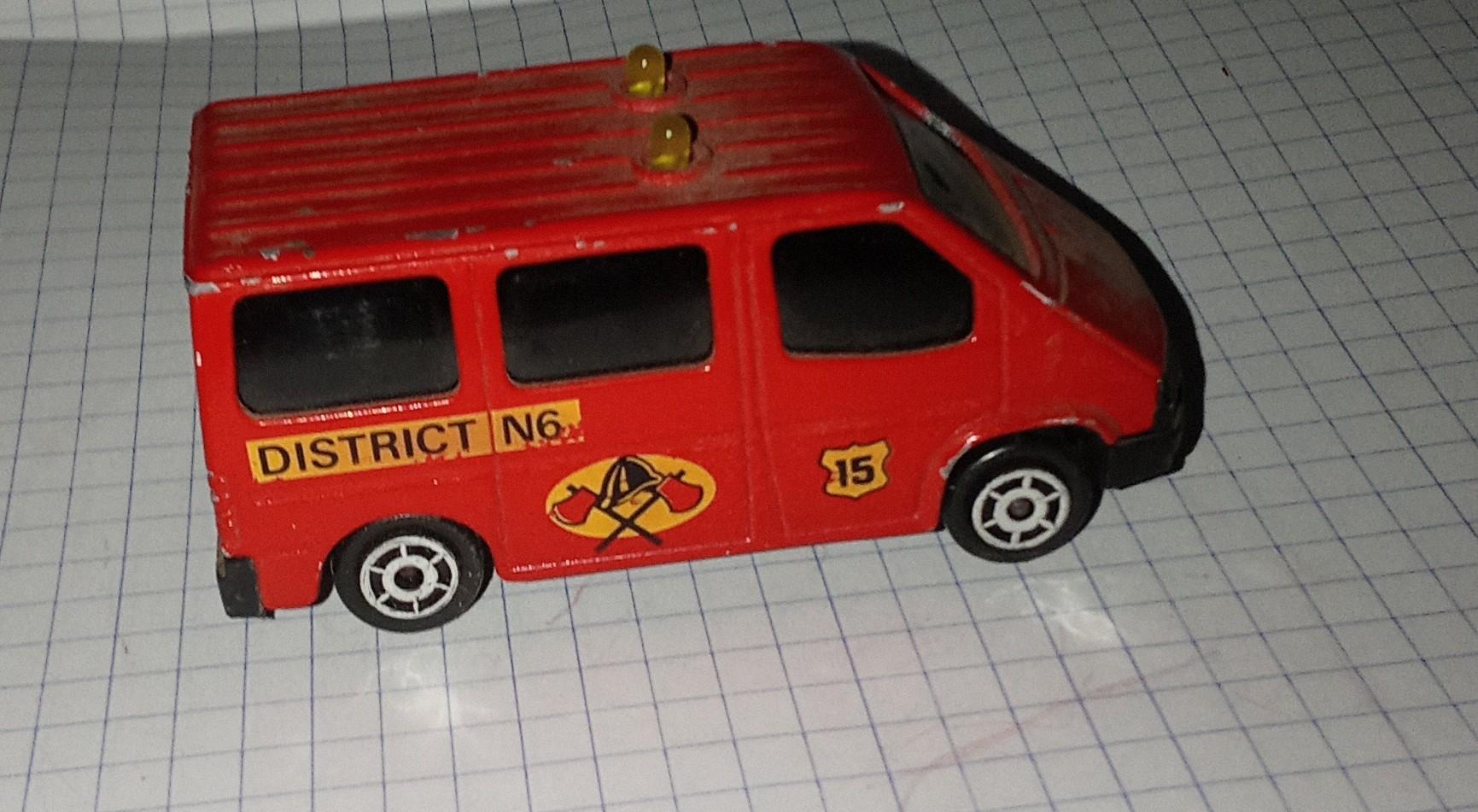 troc de troc camion pompier majorette image 0