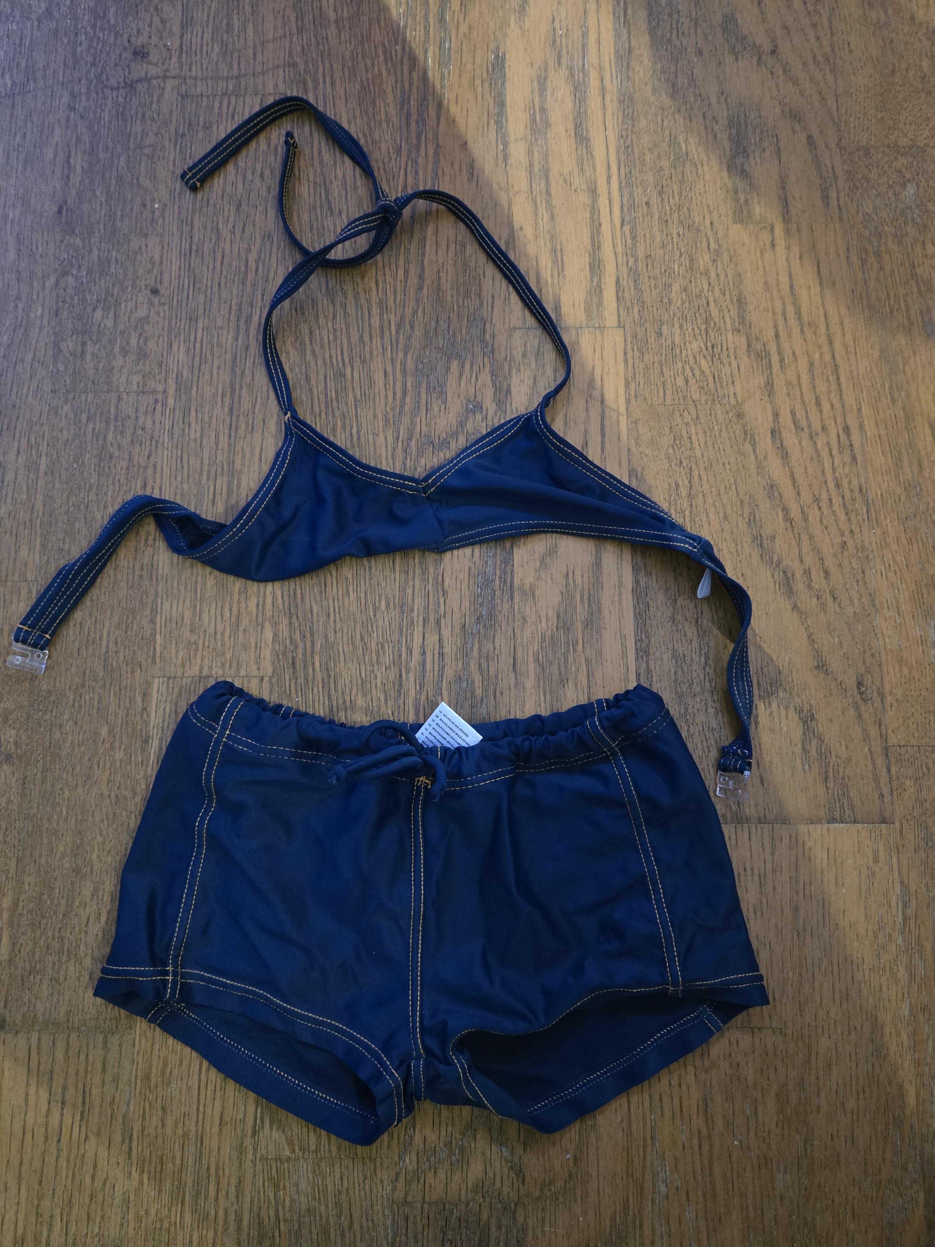 troc de troc maillot h et m 6/8 ans image 0