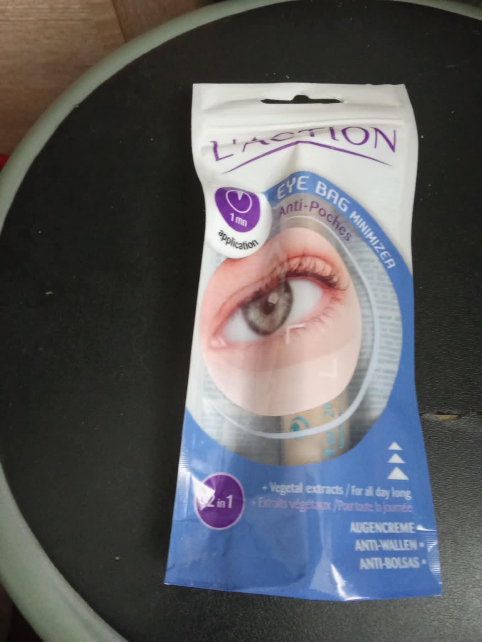troc de troc l' action anti poches sous les yeux image 0