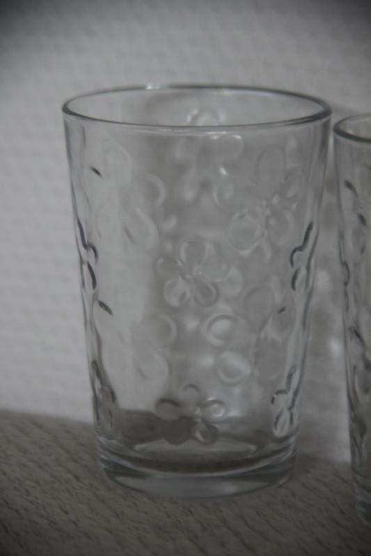 troc de troc lot de 4 petits verres à eau image 1