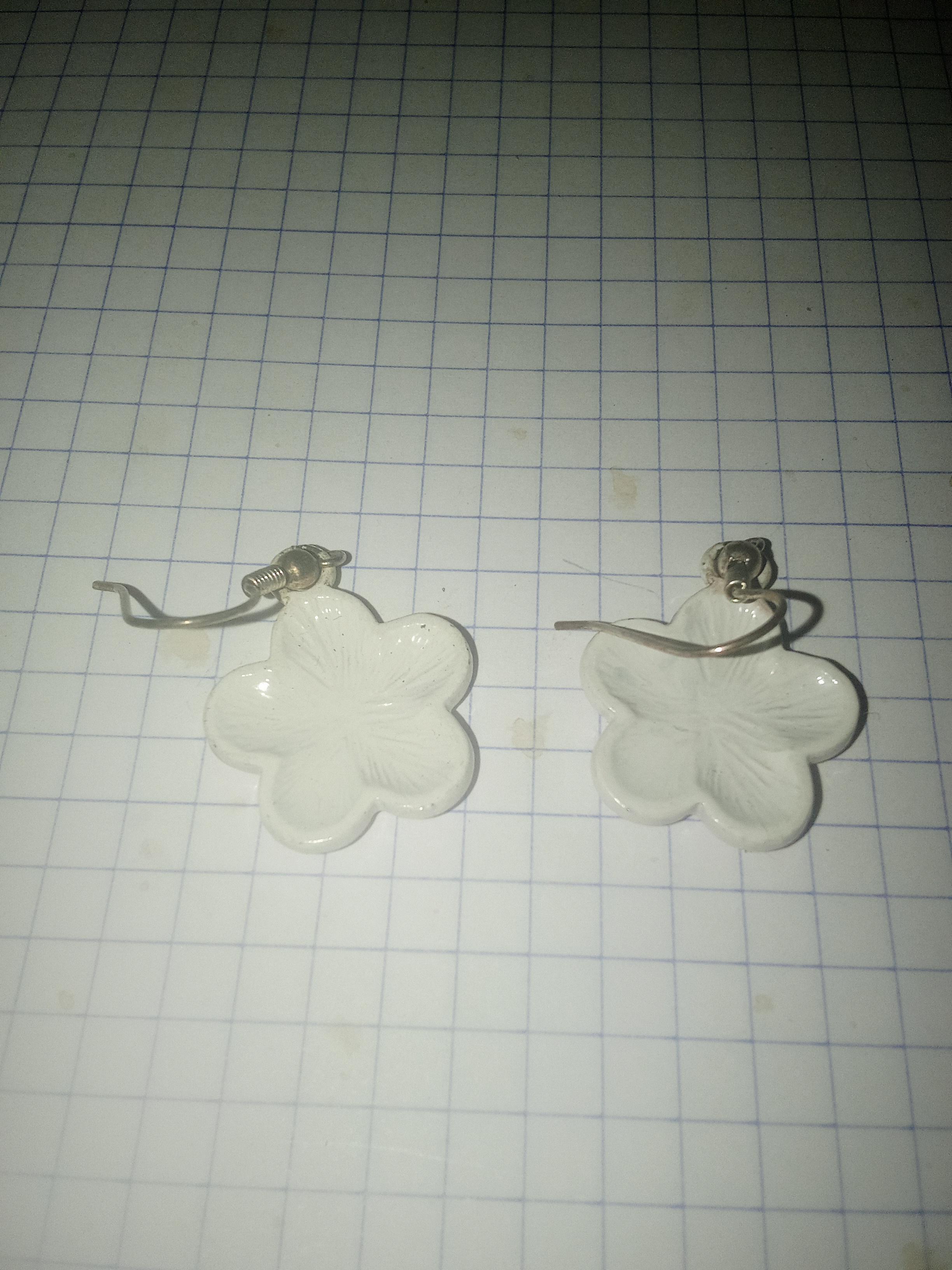 troc de troc boucles d'oreilles image 1