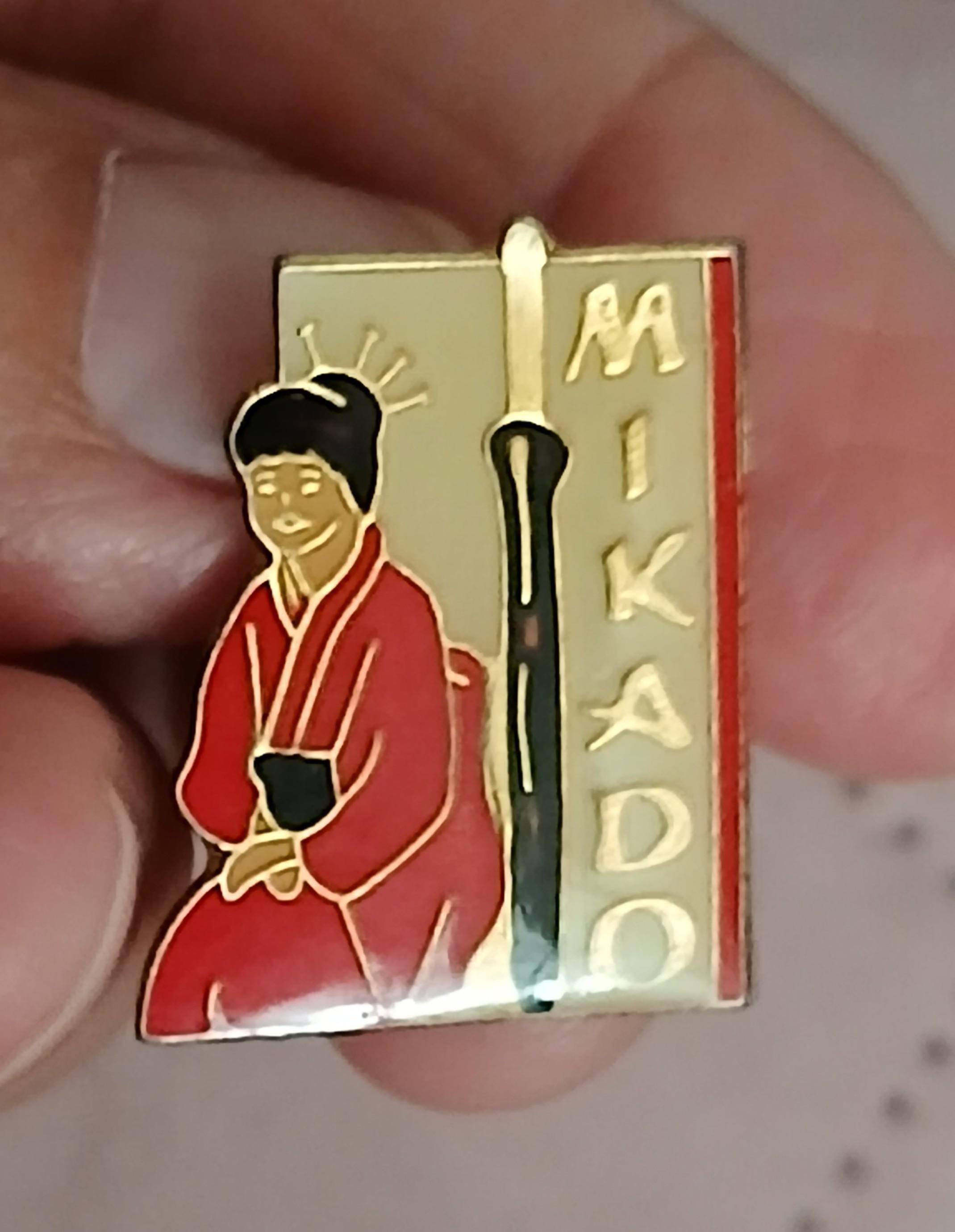 troc de troc un pins image 1