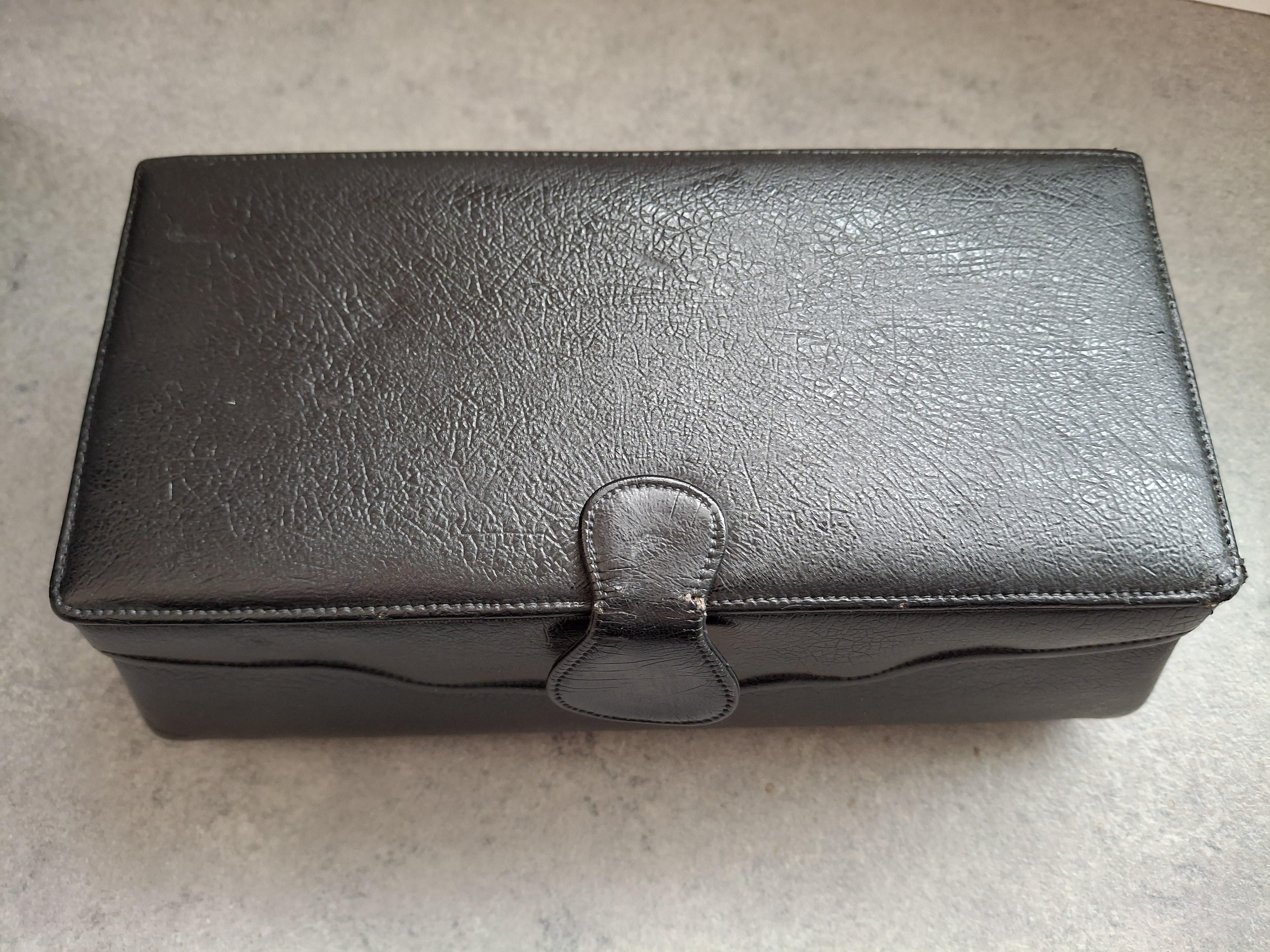 troc de troc coffret simili noir image 1