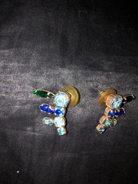 troc de troc (réservé) boucles d'oreilles vintage image 0