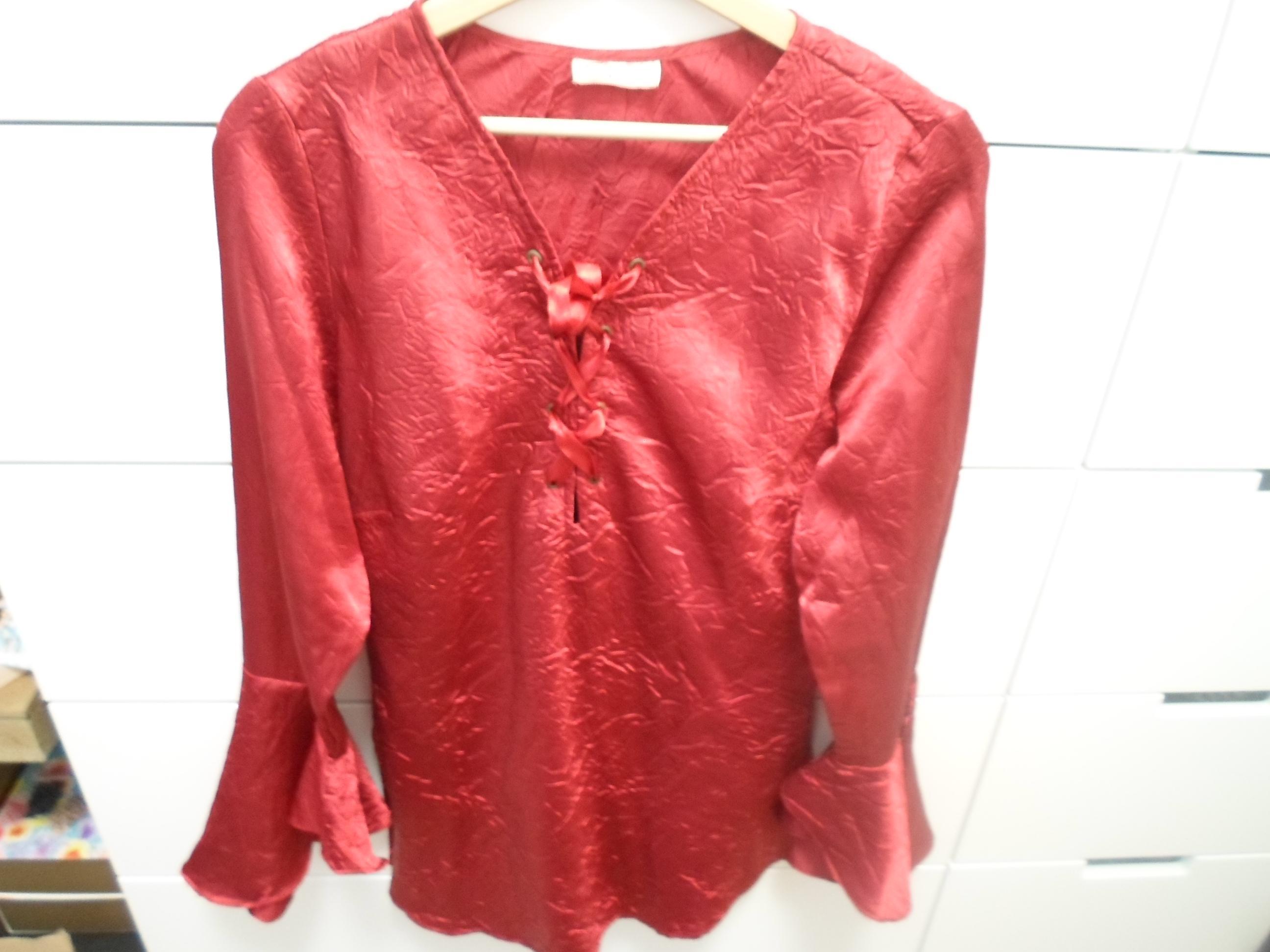troc de troc tunique en satin rouge image 0