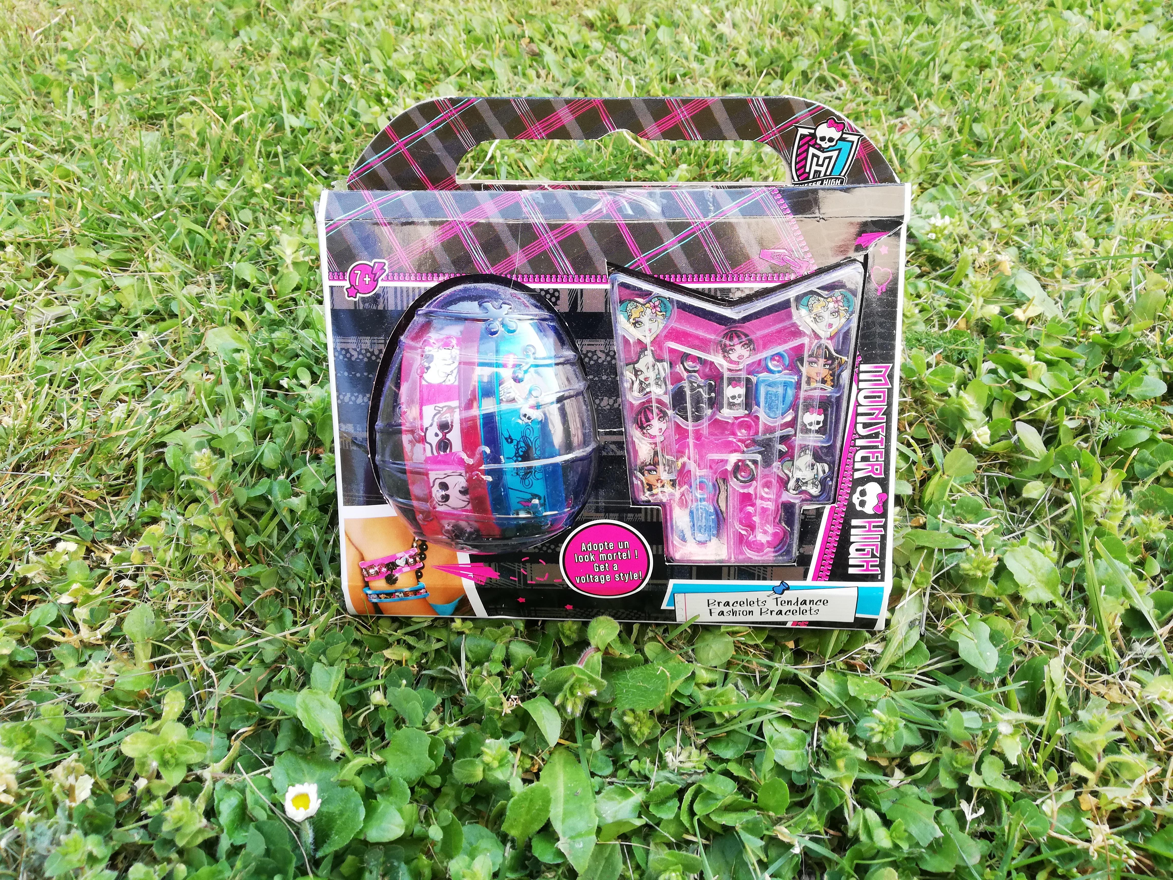 troc de troc reserve bracelets monster high image 0