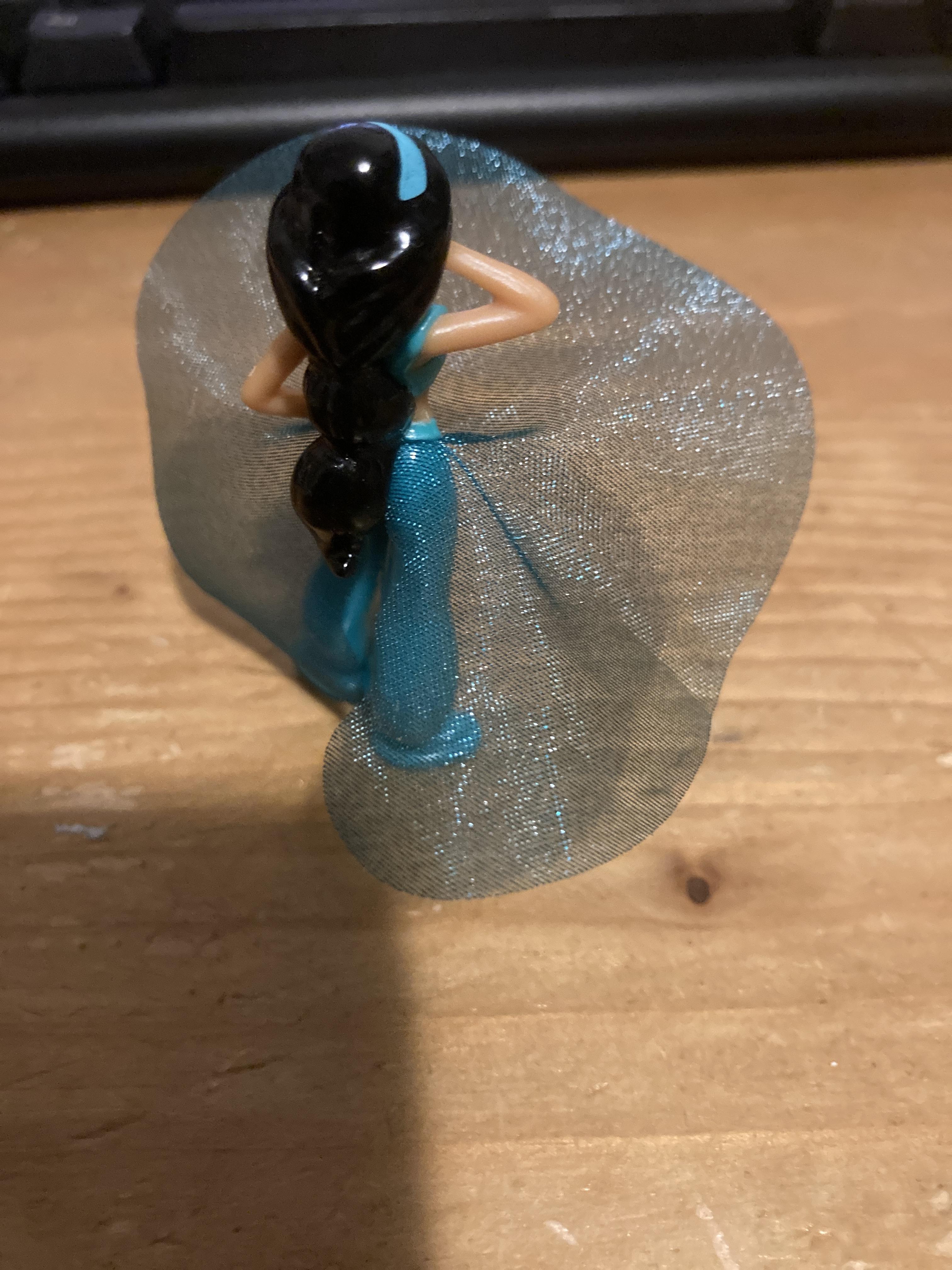 troc de troc réservé jouet kinder surprise princesse yasmine image 2