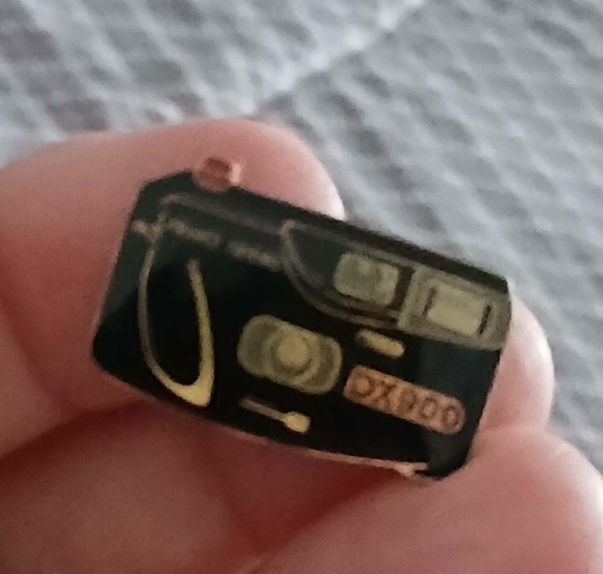 troc de troc n * 20 reserver gigi un pins image 1