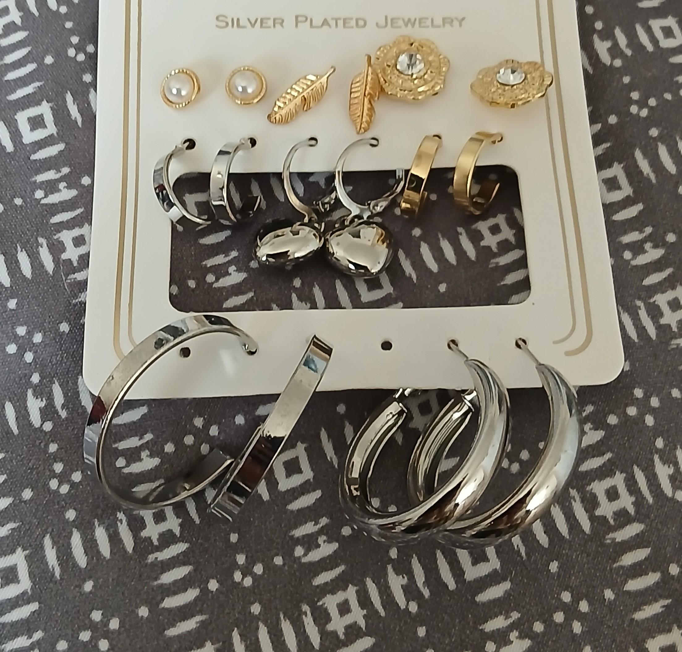 troc de troc lots de boucles d oreilles image 0