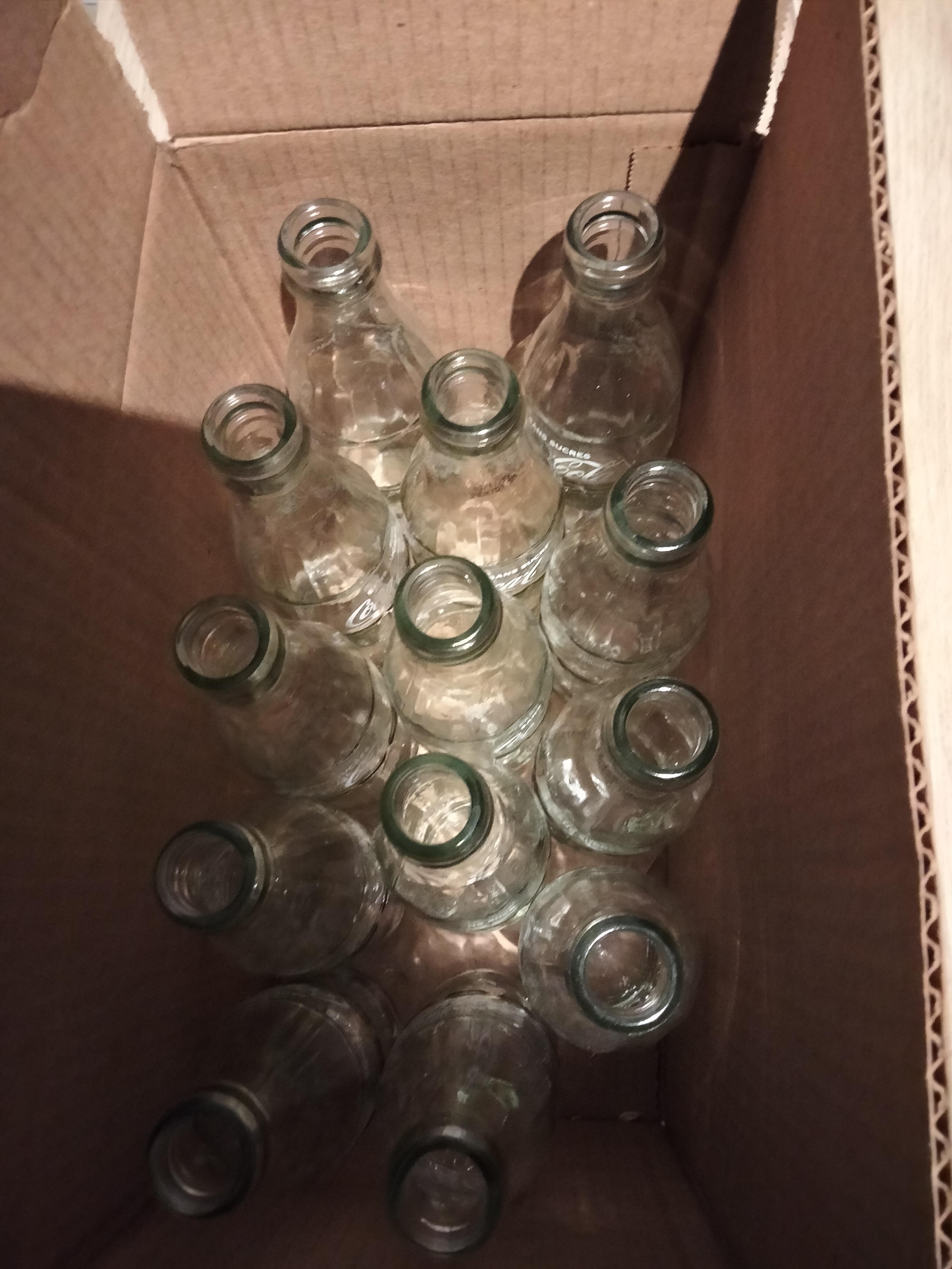 troc de troc bouteilles de coca cola vide image 0