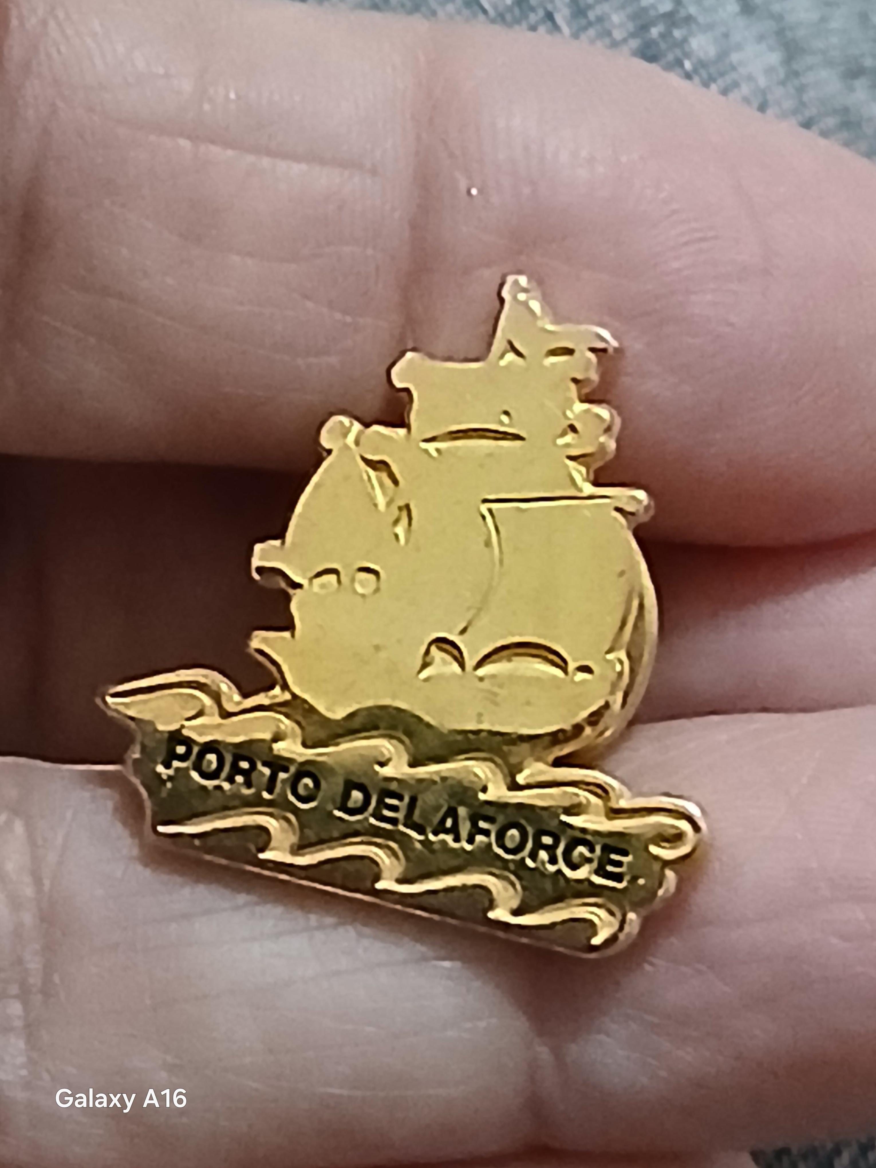 troc de troc un pins image 1