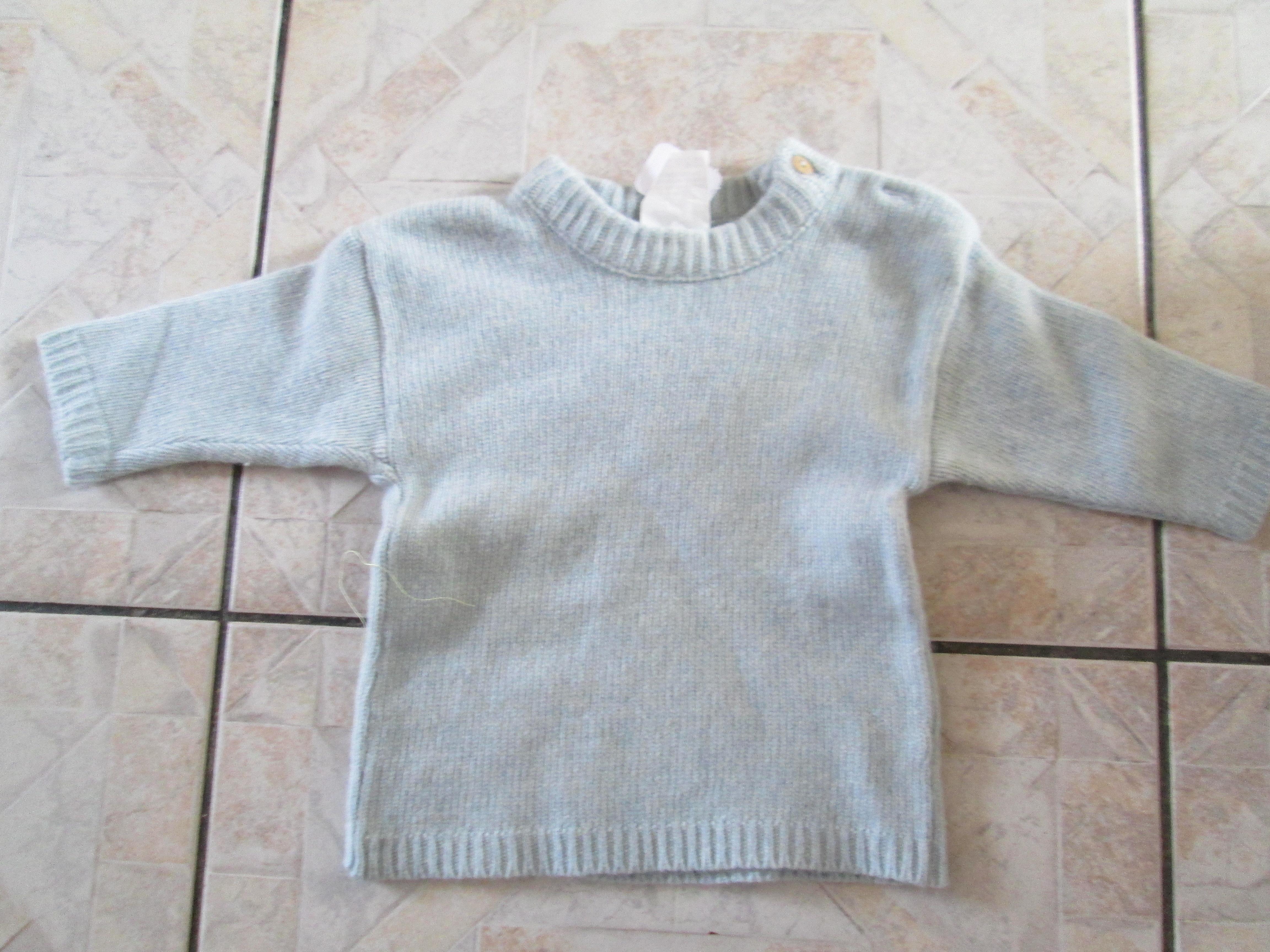 troc de troc pull bleu 80% laine 20%polyamide 3 mois 2 noisettes image 0