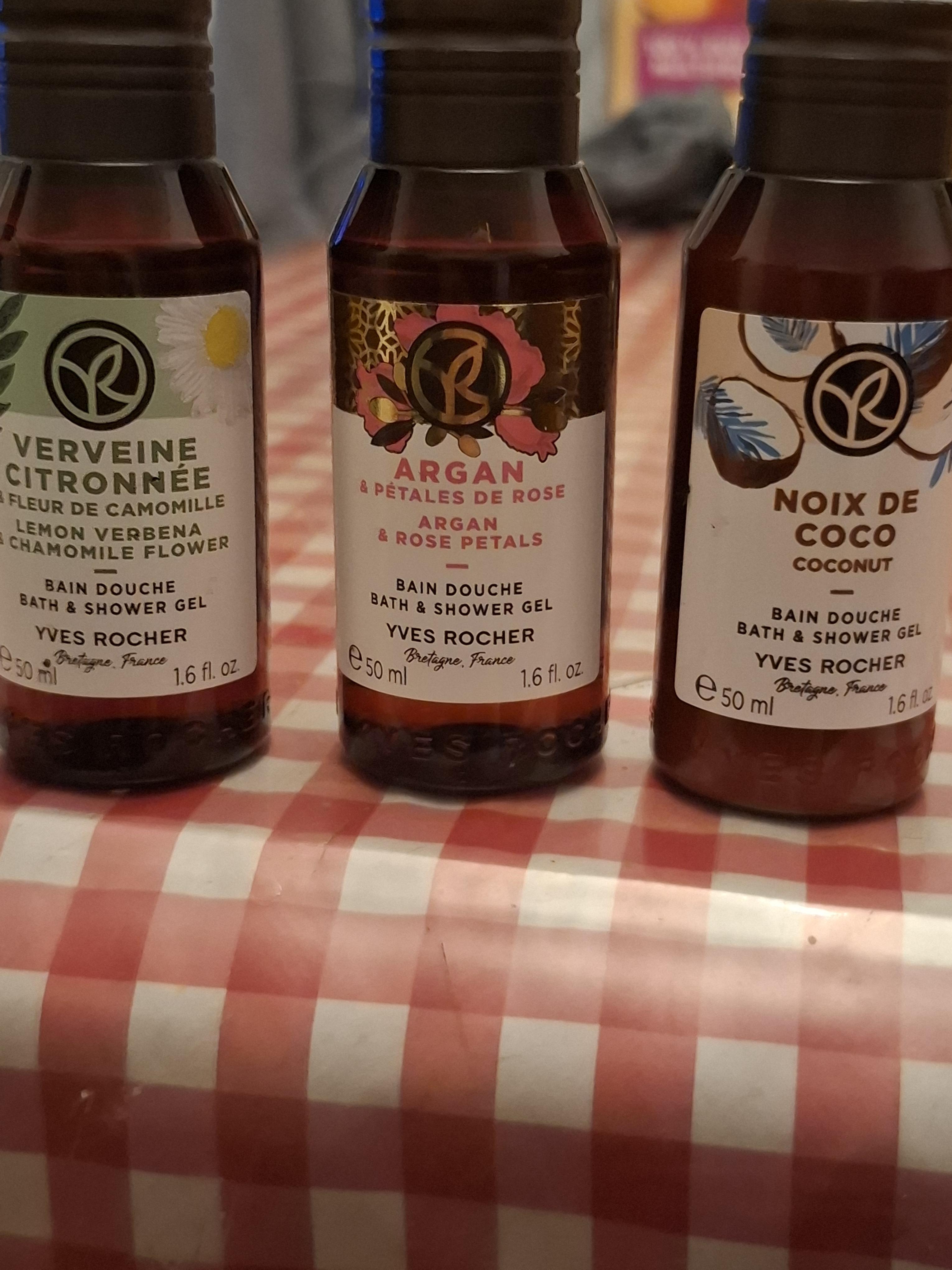 troc de troc réservé yunie 971 image 0