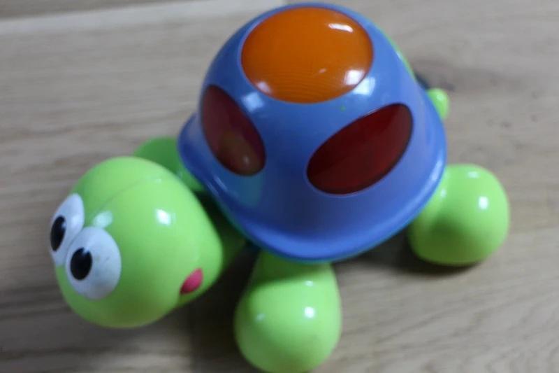 troc de troc rsrv jouet interactif. fonctionne sur piles. image 0