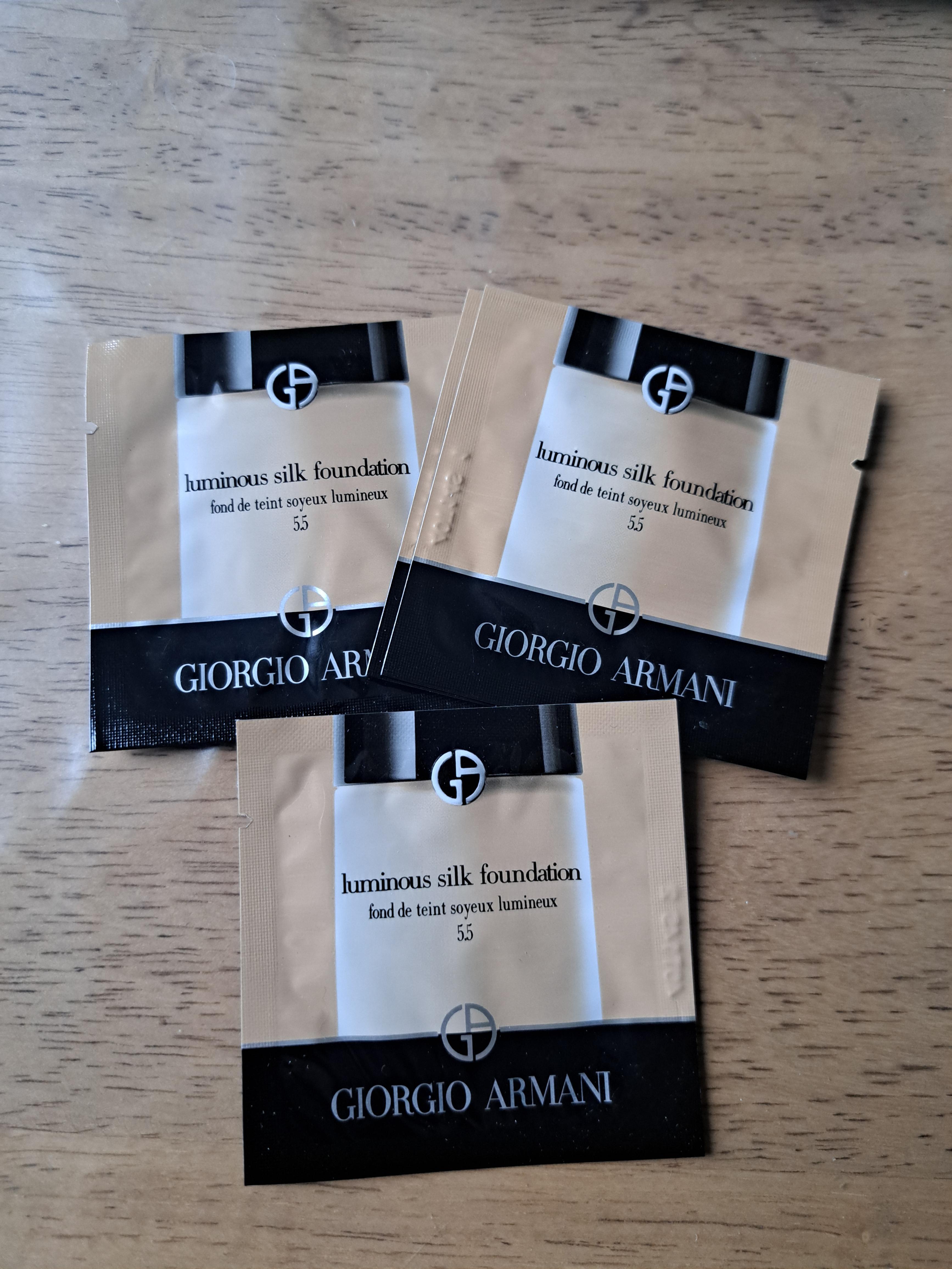 troc de troc reserves lot de 3 échantillons de fond de teint giorgio armani image 0