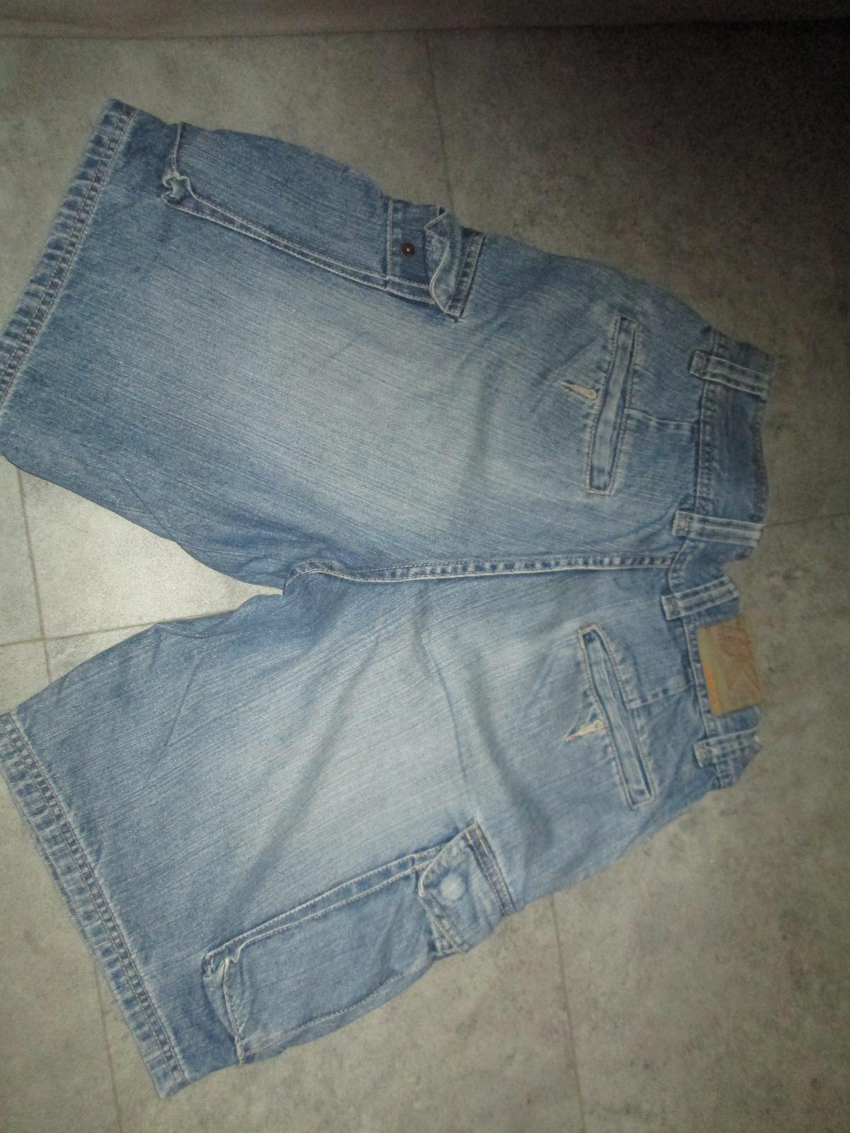troc de troc short en jeans taille 38   avec poches     8 noisettes   bon etat image 1