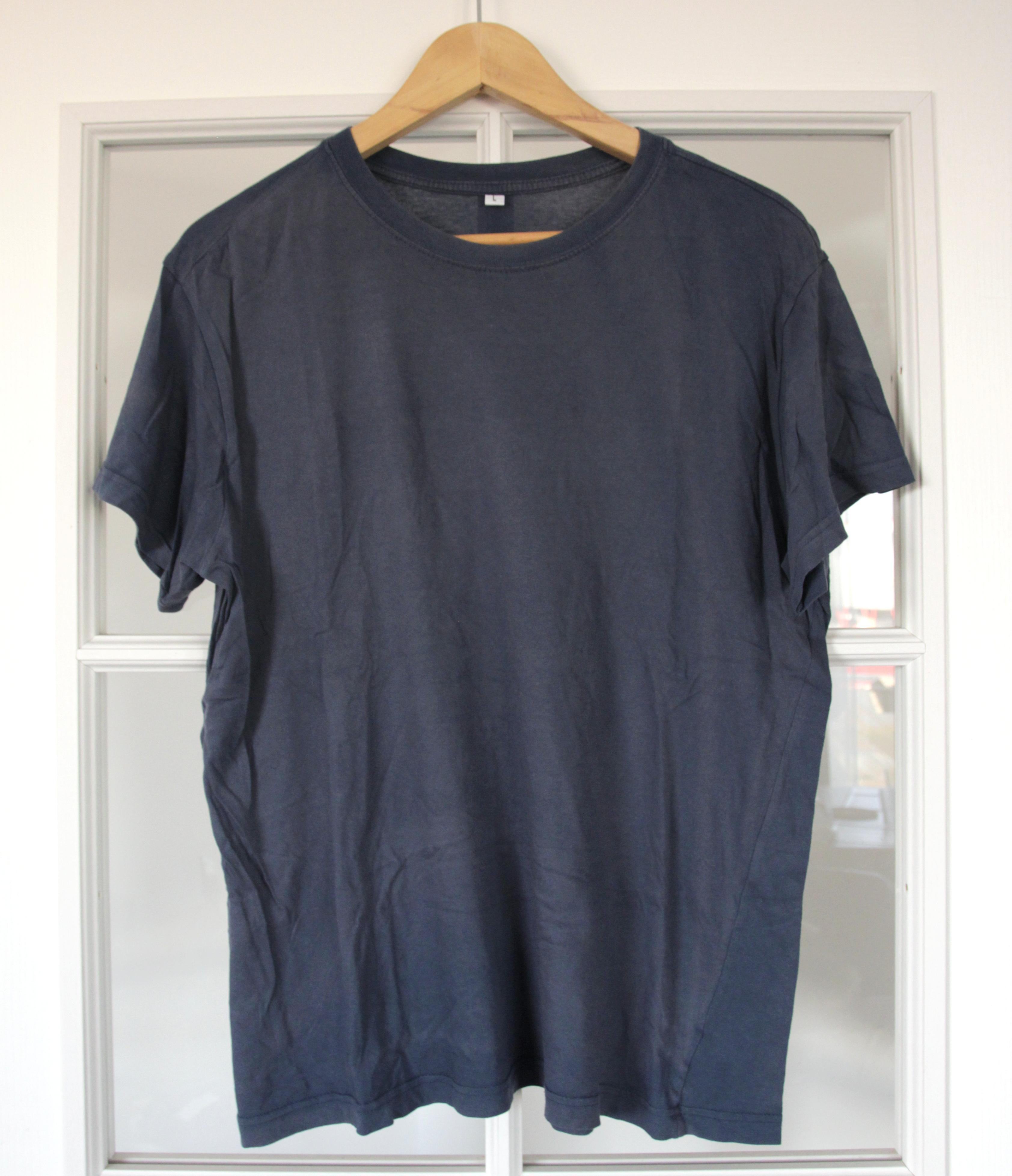 troc de troc tee shirt bleu taille l un peu délavé image 0